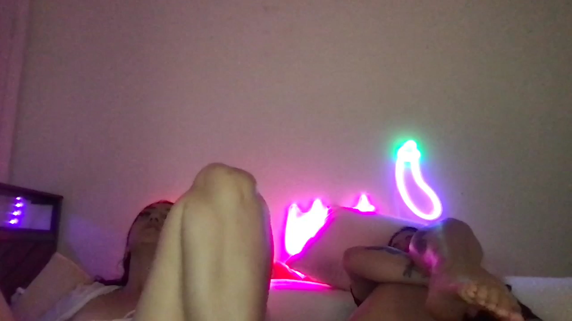 Gallery image thumbnail from ToriMcQueen's myfreecams stream on, 04/26/2026, 16:10 image 19 of 20