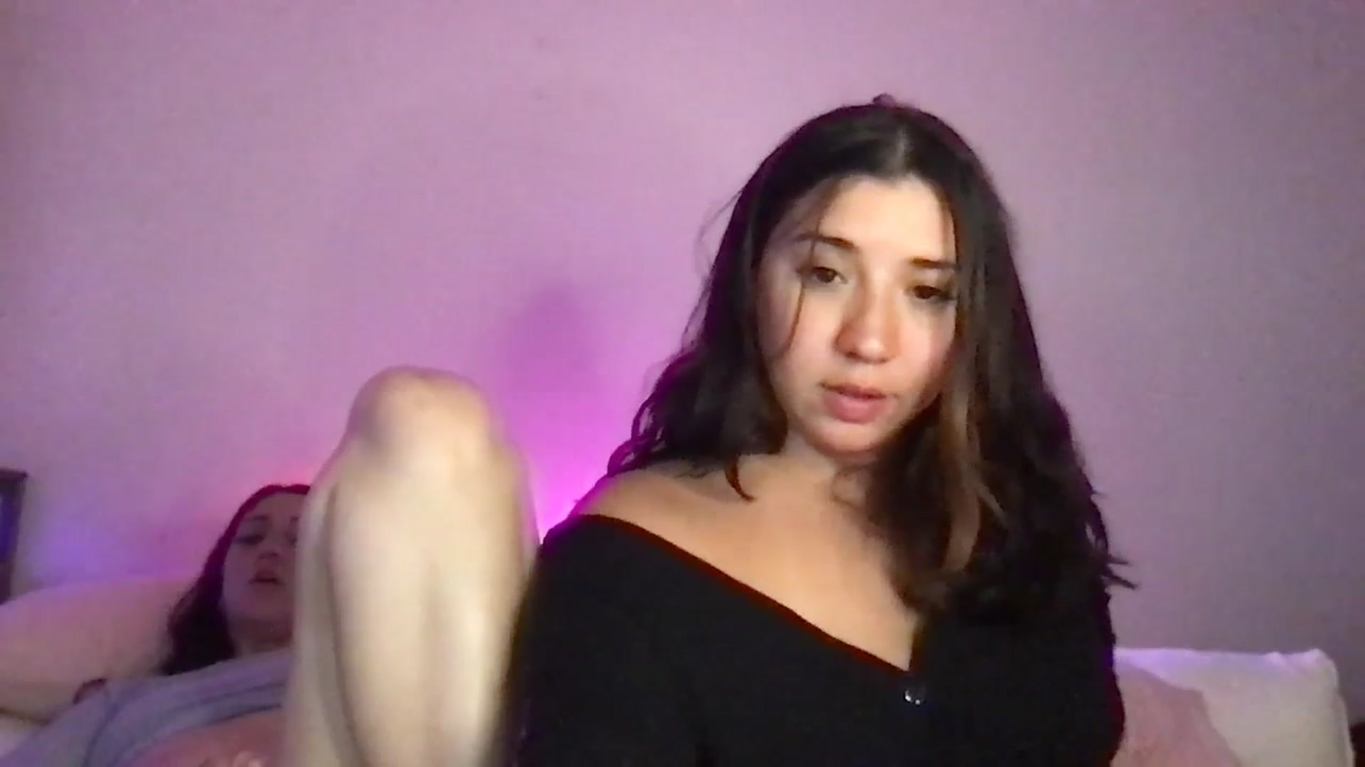 Gallery image thumbnail from ToriMcQueen's myfreecams stream on, 04/28/2026, 02:48 image 9 of 20