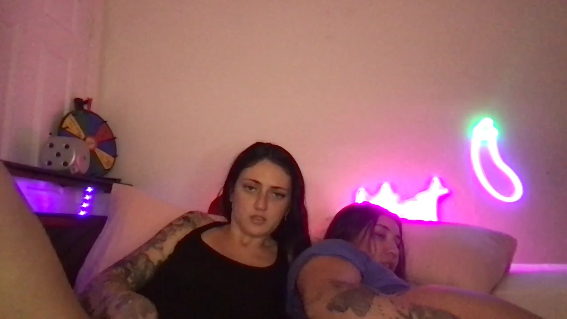Gallery image thumbnail from ToriMcQueen's myfreecams stream on, 05/06/2026, 14:35 image 6 of 20