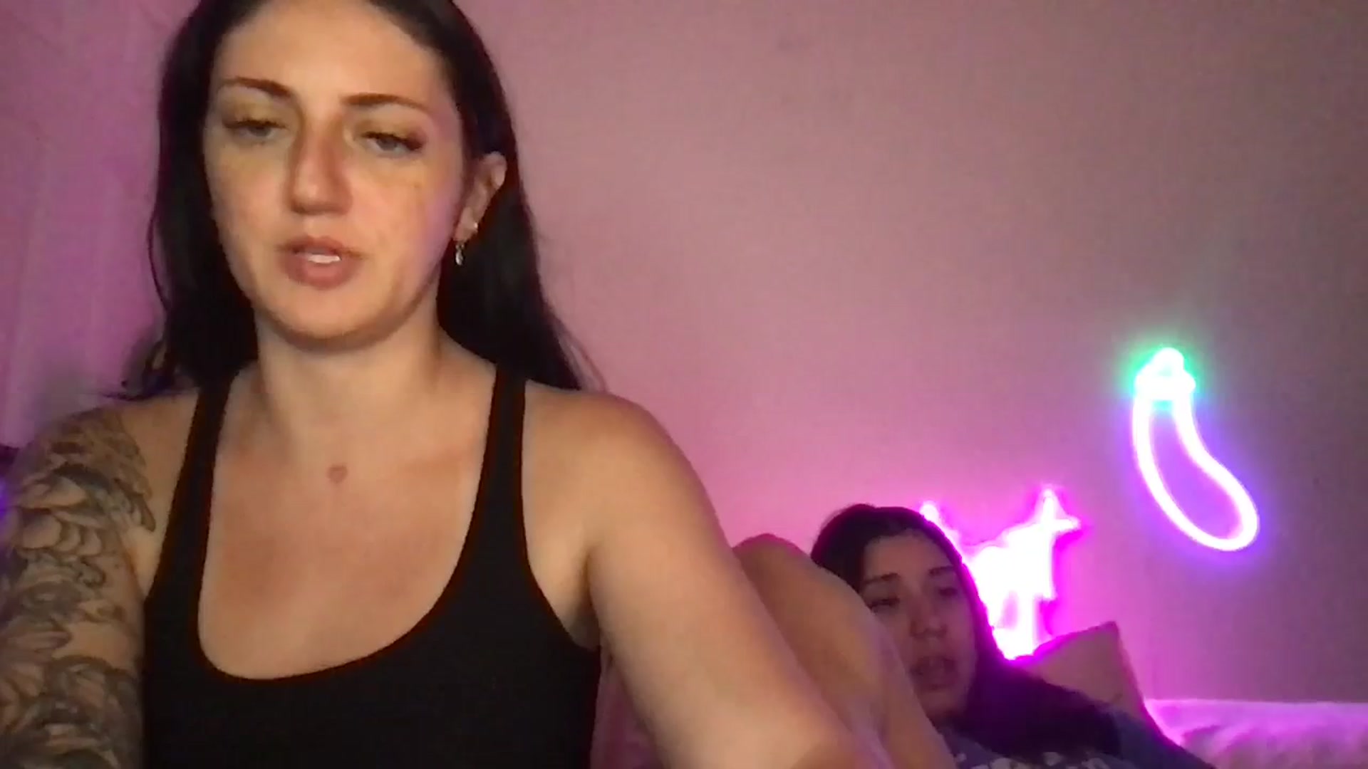 Gallery image thumbnail from ToriMcQueen's myfreecams stream on, 05/06/2026, 14:35 image 2 of 20