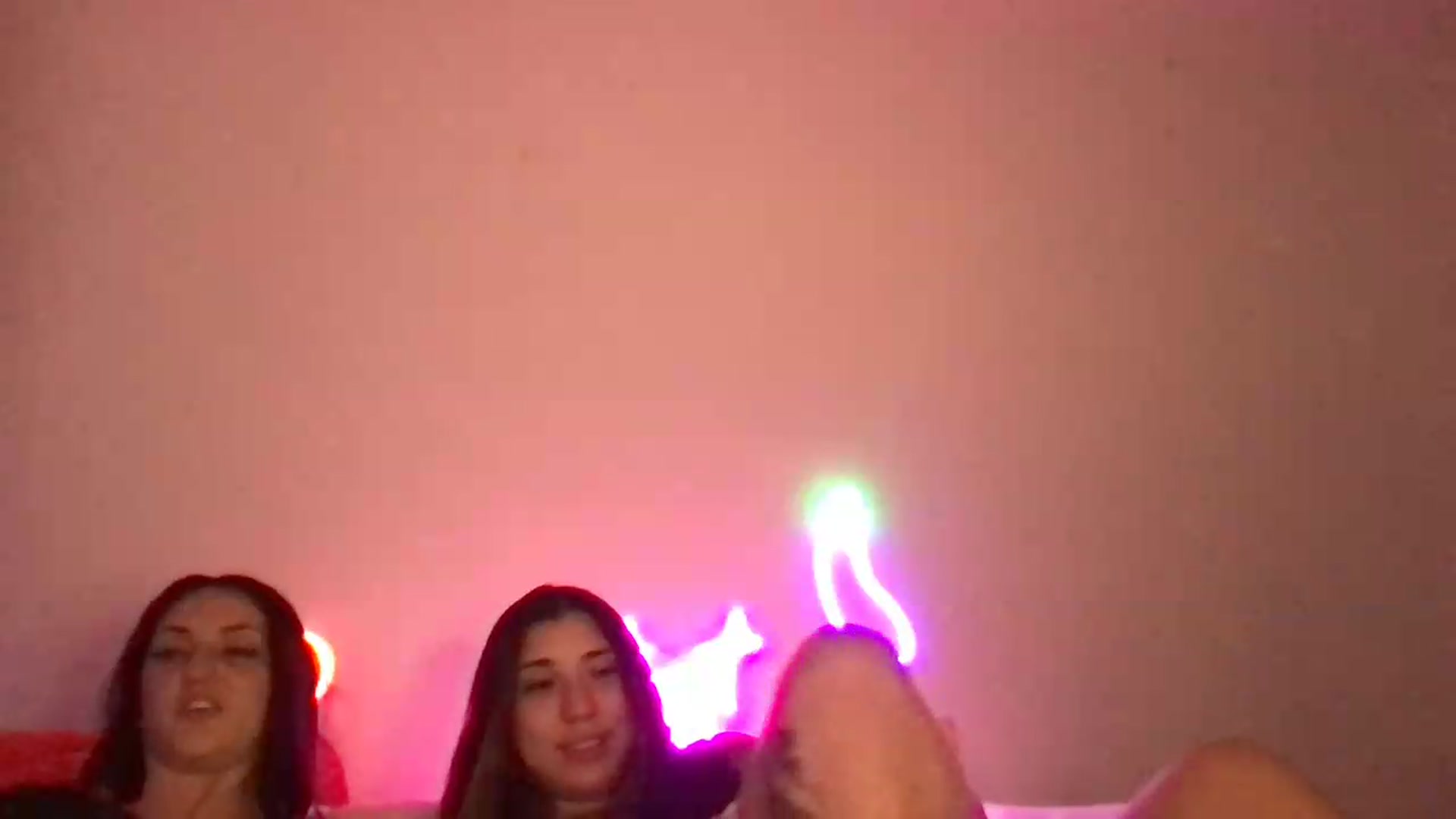 Gallery image thumbnail from ToriMcQueen's myfreecams stream on, 05/13/2026, 15:55 image 7 of 20