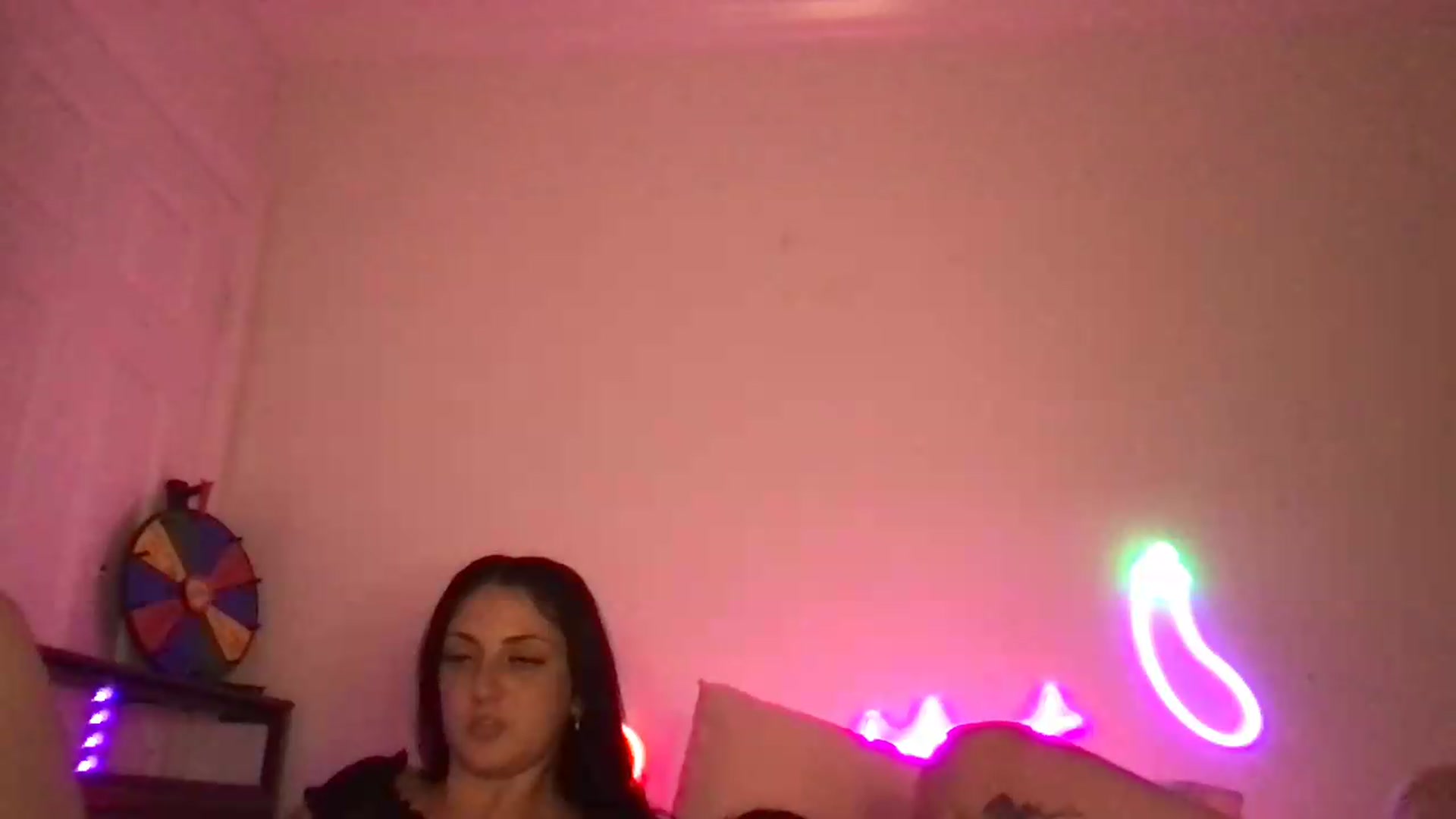 Gallery image thumbnail from ToriMcQueen's myfreecams stream on, 05/13/2026, 15:55 image 9 of 20