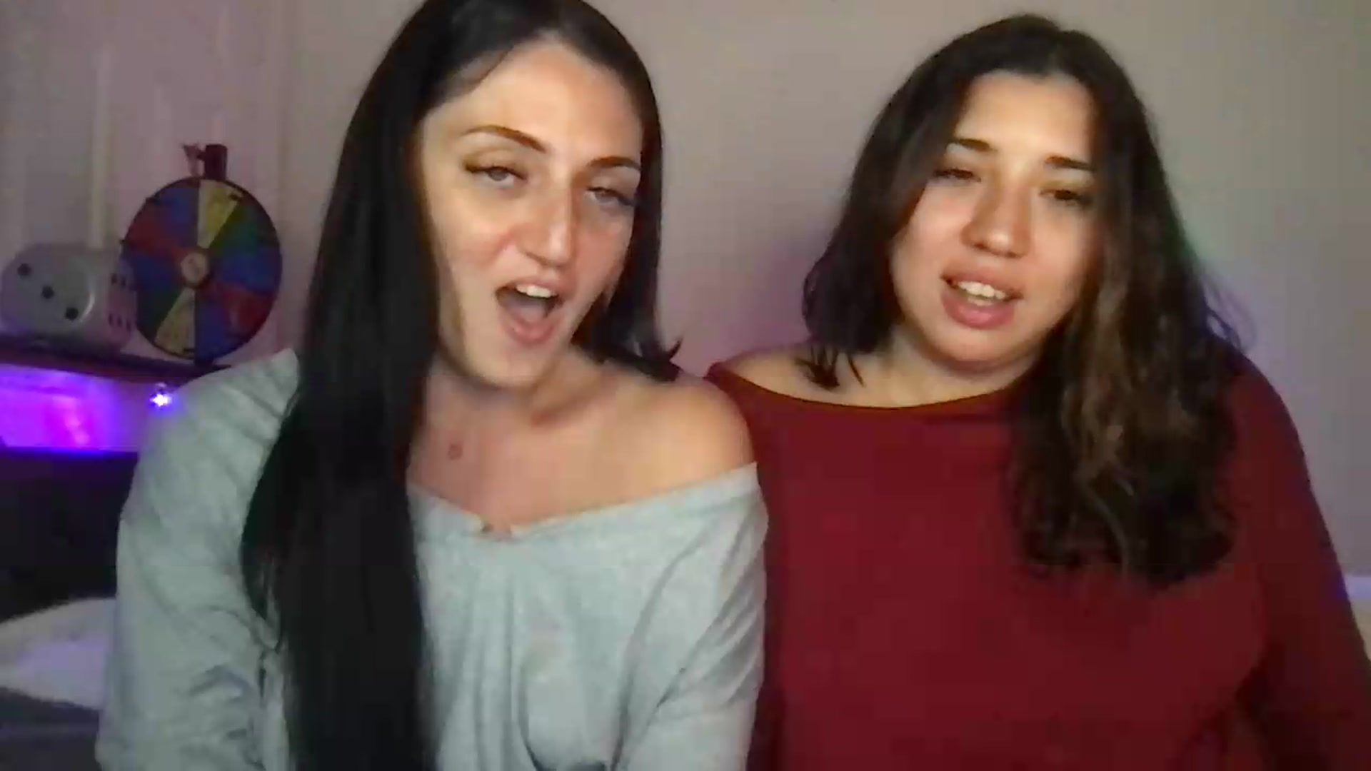 Gallery image thumbnail from ToriMcQueen's myfreecams stream on, 05/18/2026, 03:27 image 12 of 20