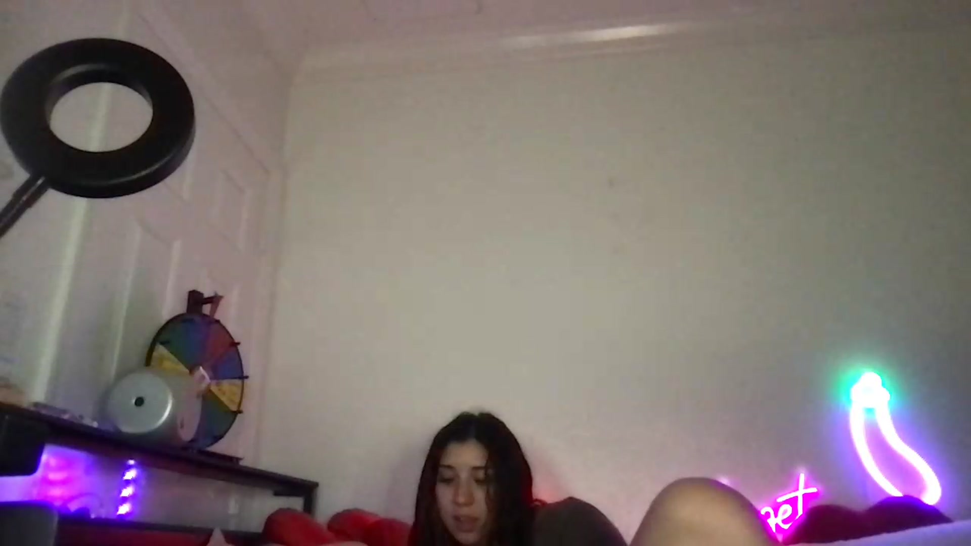Gallery image thumbnail from ToriMcQueen's myfreecams stream on, 06/04/2026, 16:52 image 17 of 20