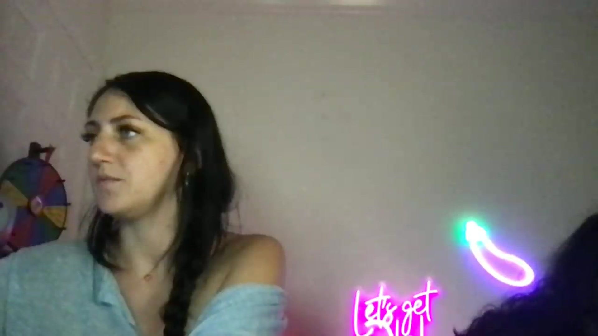 Gallery image thumbnail from ToriMcQueen's myfreecams stream on, 06/05/2026, 16:45 image 18 of 20