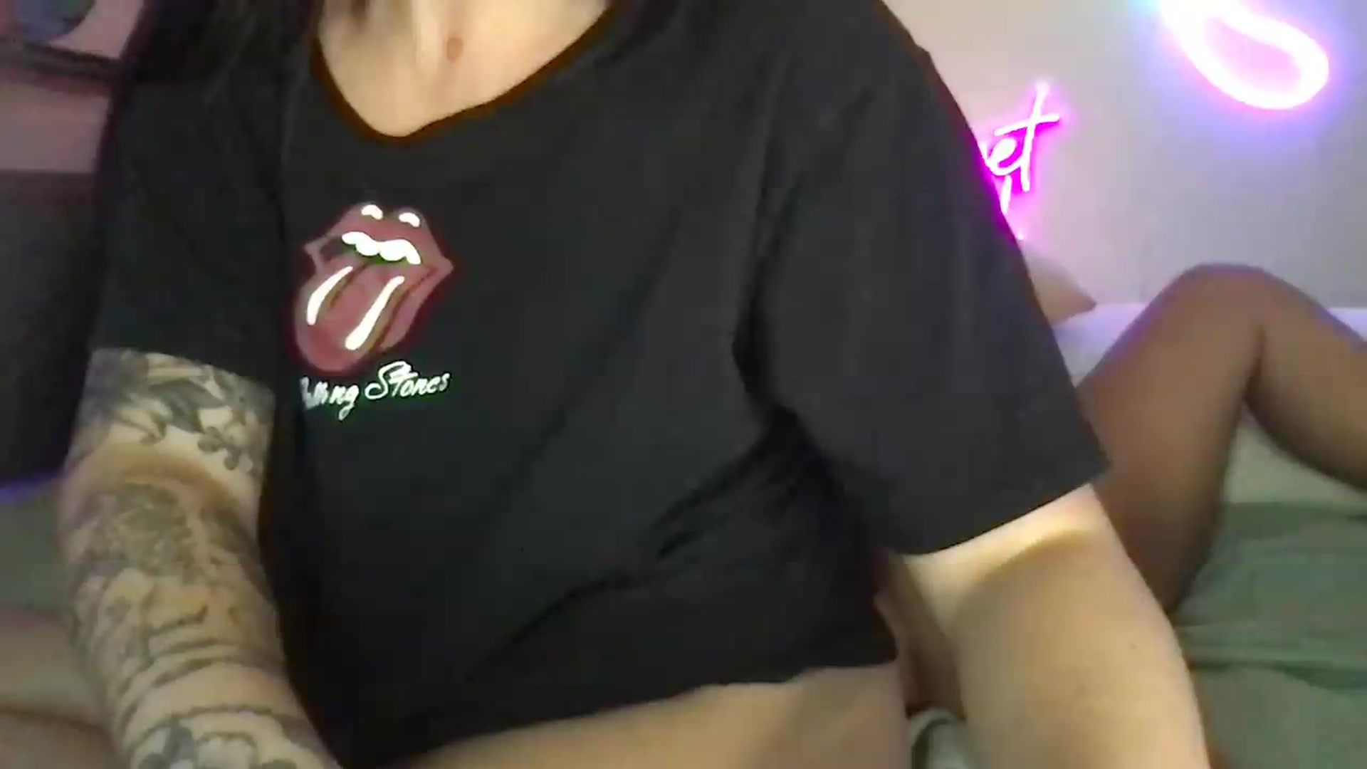 Gallery image thumbnail from ToriMcQueen's myfreecams stream on, 06/12/2026, 15:01 image 9 of 20