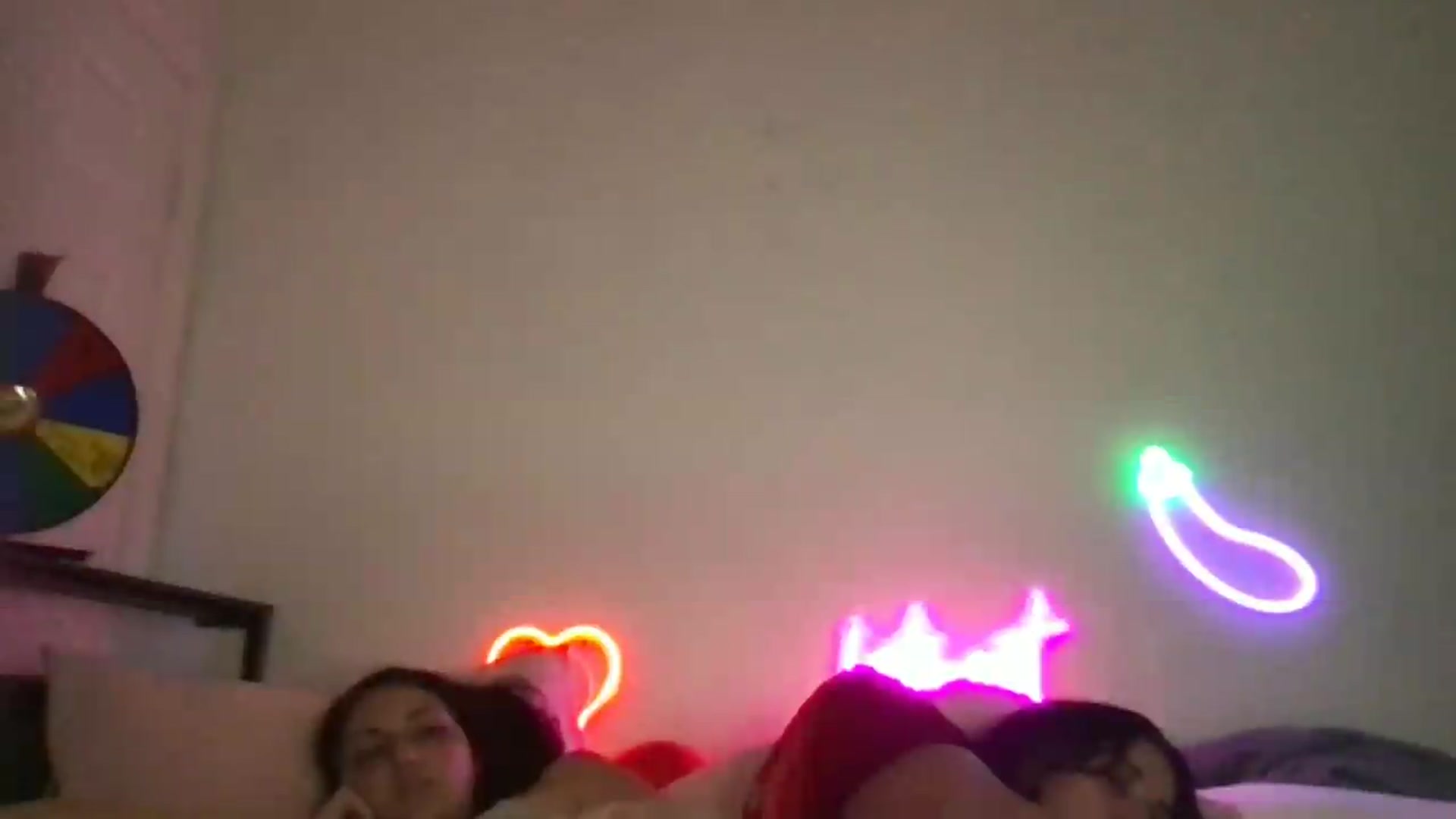 Gallery image thumbnail from ToriMcQueen's myfreecams stream on, 06/28/2026, 19:08 image 16 of 20