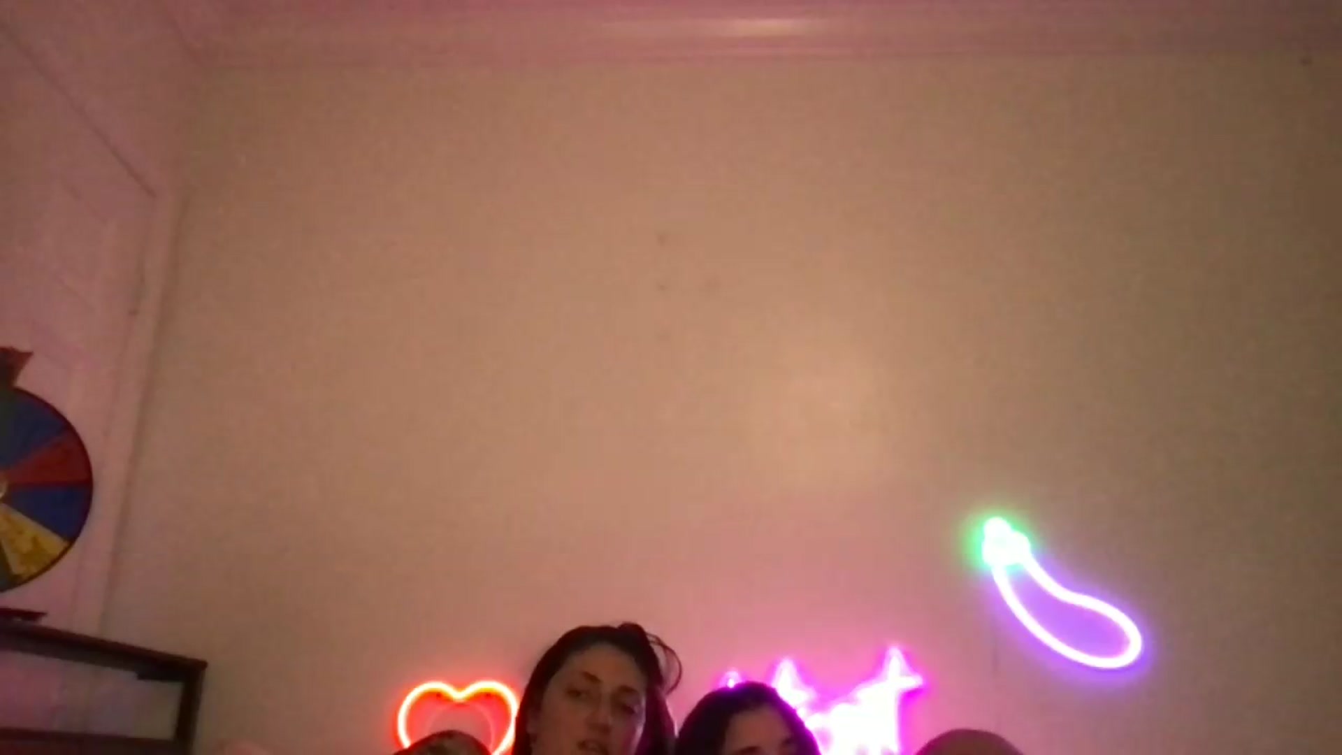 Gallery image thumbnail from ToriMcQueen's myfreecams stream on, 06/30/2026, 18:32 image 19 of 20