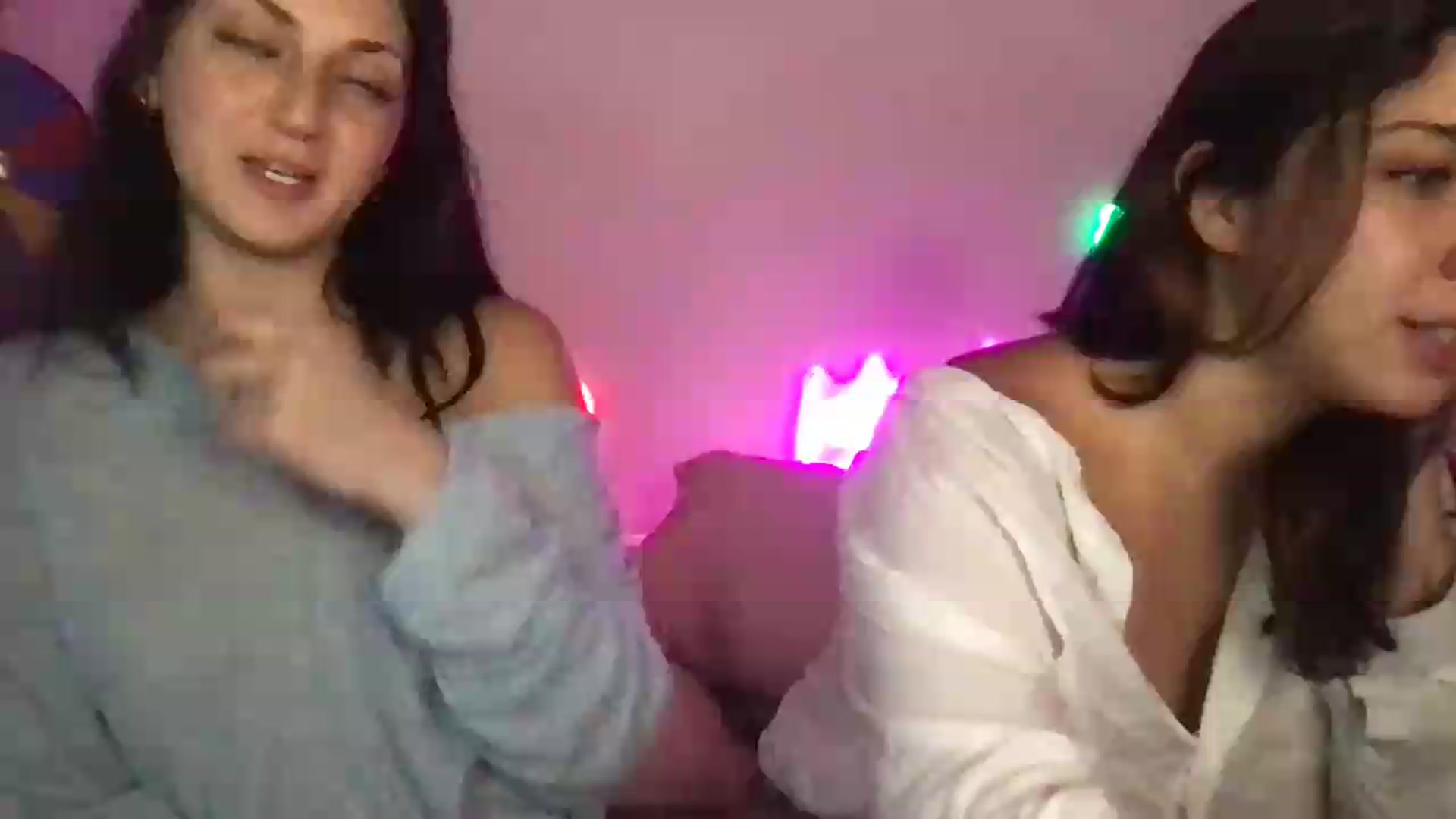 Gallery image thumbnail from ToriMcQueen's myfreecams stream on, 07/06/2026, 16:51 image 3 of 20