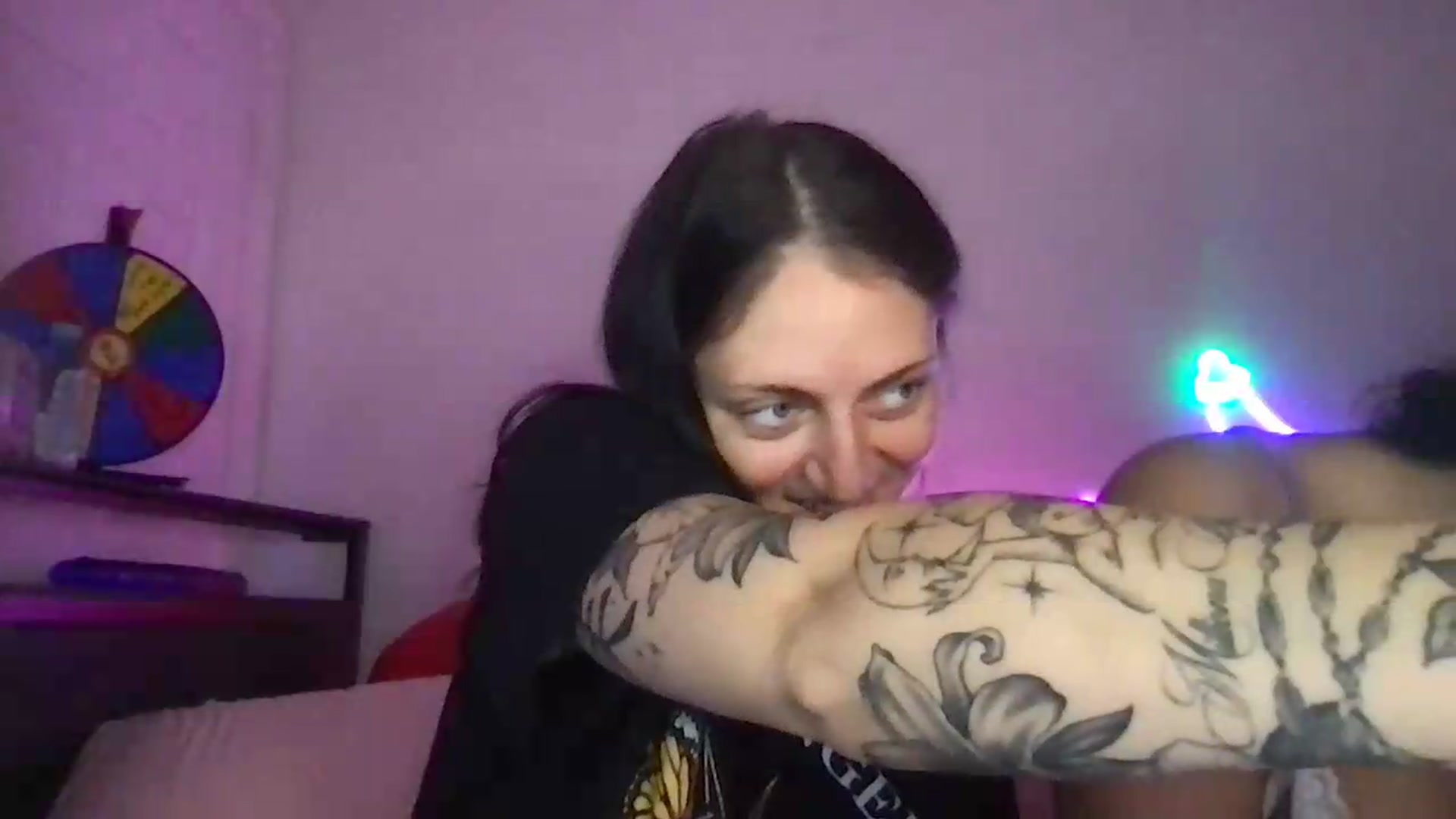 Gallery image thumbnail from ToriMcQueen's myfreecams stream on, 07/15/2026, 15:39 image 2 of 20