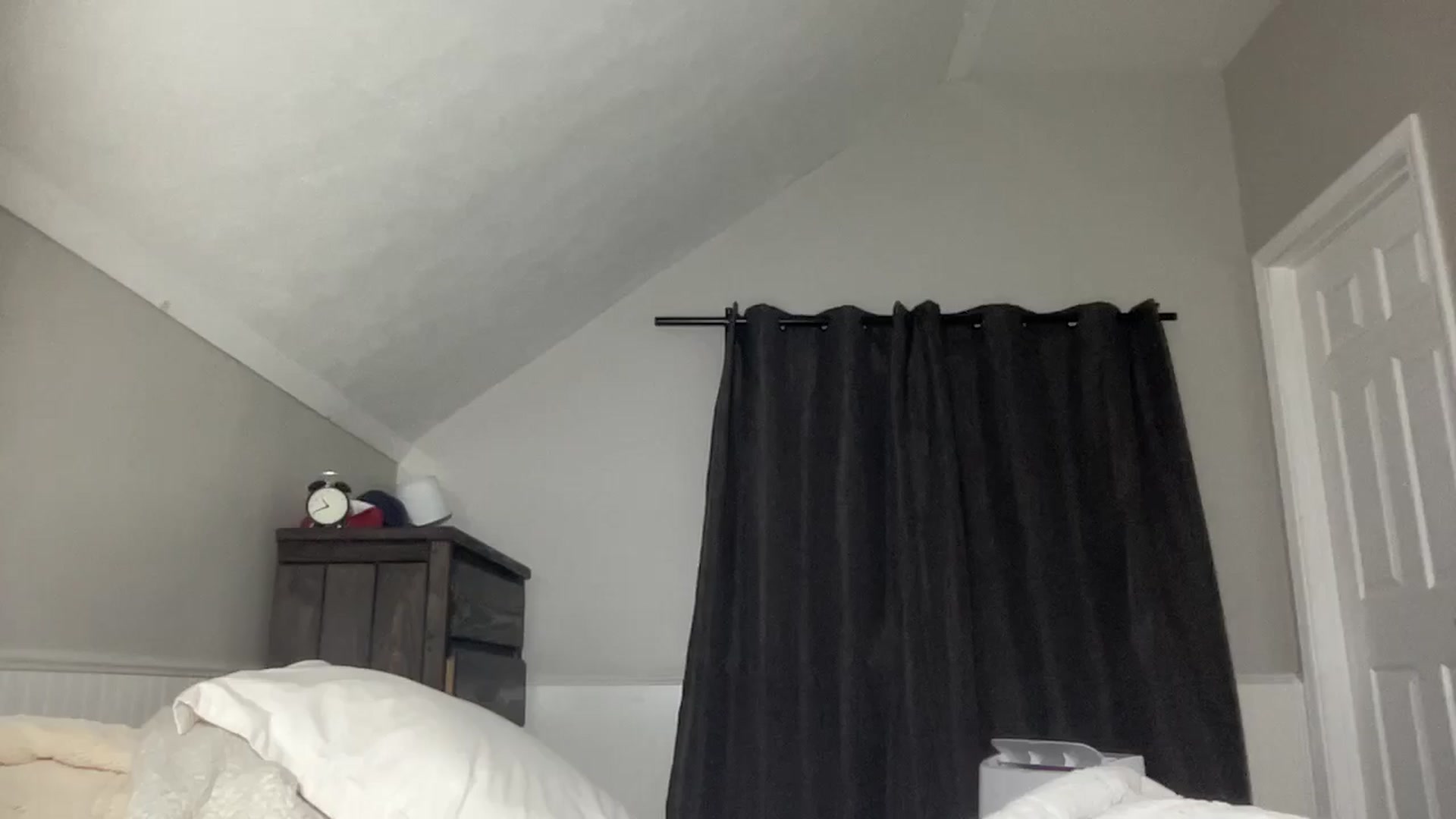 Gallery image thumbnail from Torisweetxo's myfreecams stream on, 08/06/2024, 04:07 image 17 of 20