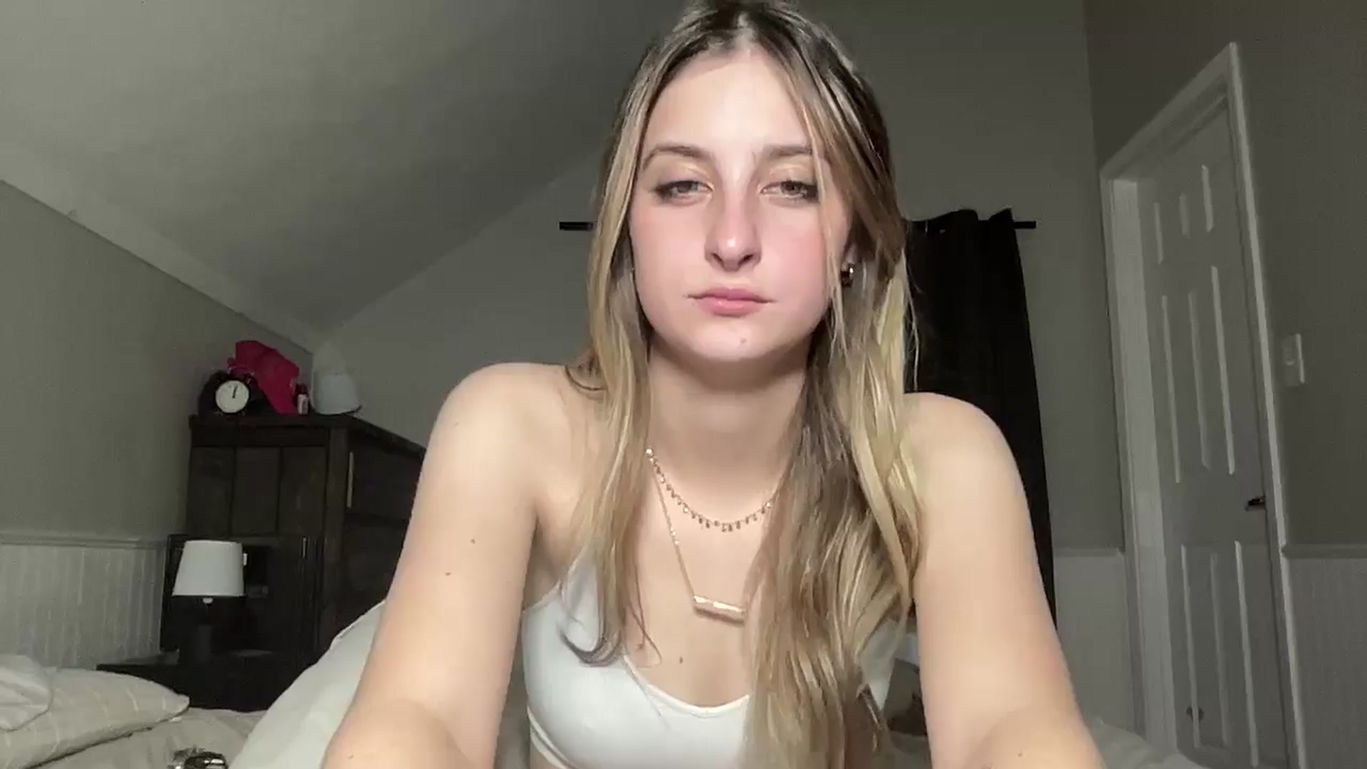 Gallery image thumbnail from Torisweetxo's myfreecams stream on, 09/04/2024, 05:15 image 14 of 20