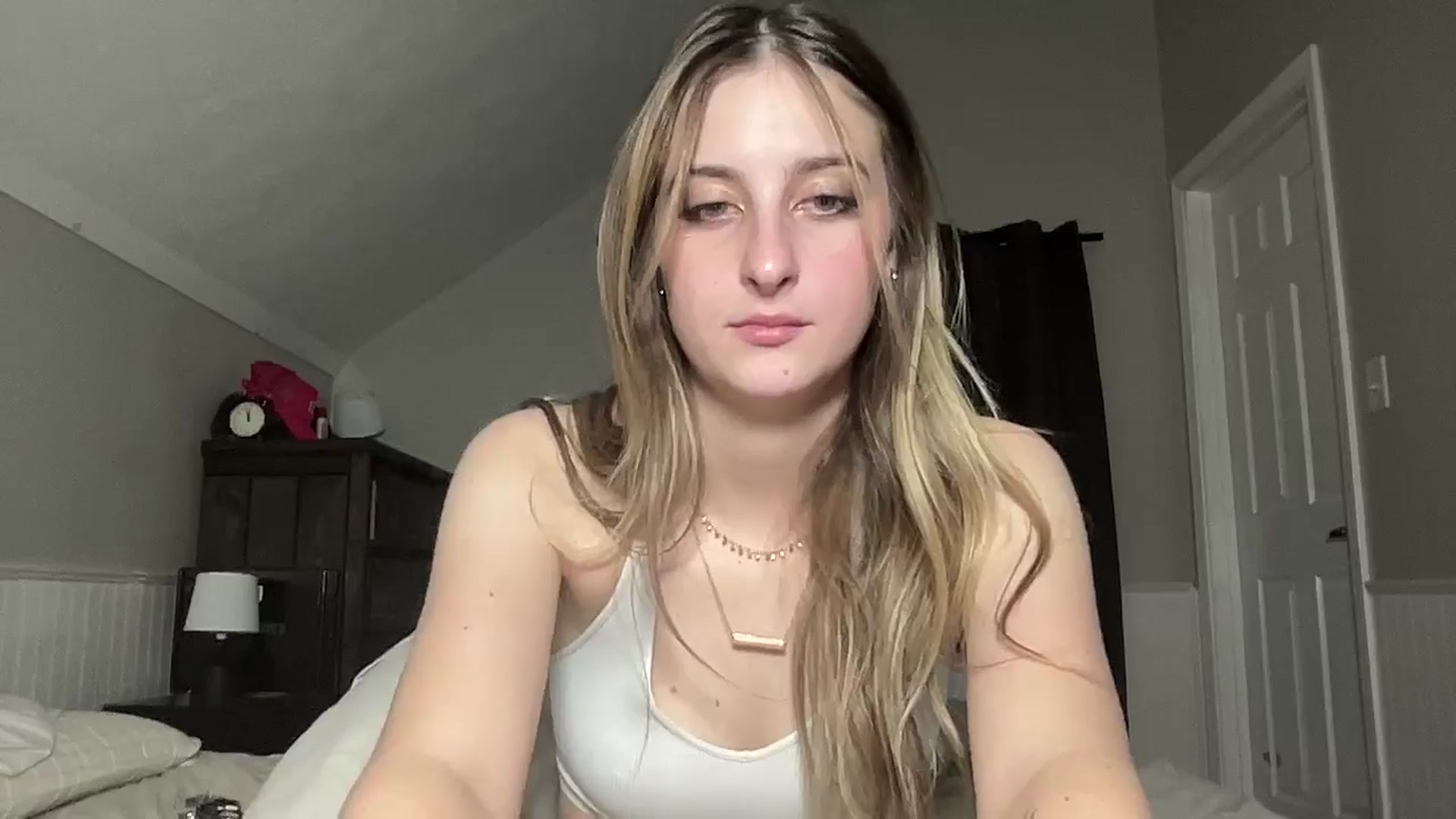 Gallery image thumbnail from Torisweetxo's myfreecams stream on, 09/04/2024, 05:15 image 7 of 20