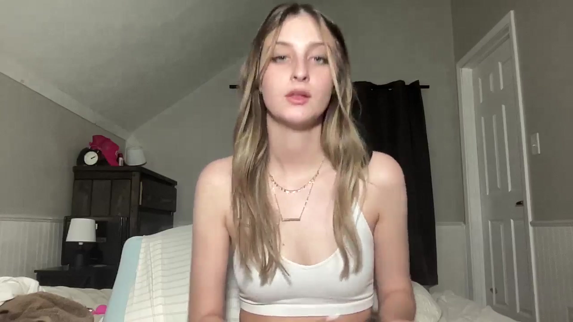 Gallery image thumbnail from Torisweetxo's myfreecams stream on, 09/04/2024, 07:18 image 20 of 20