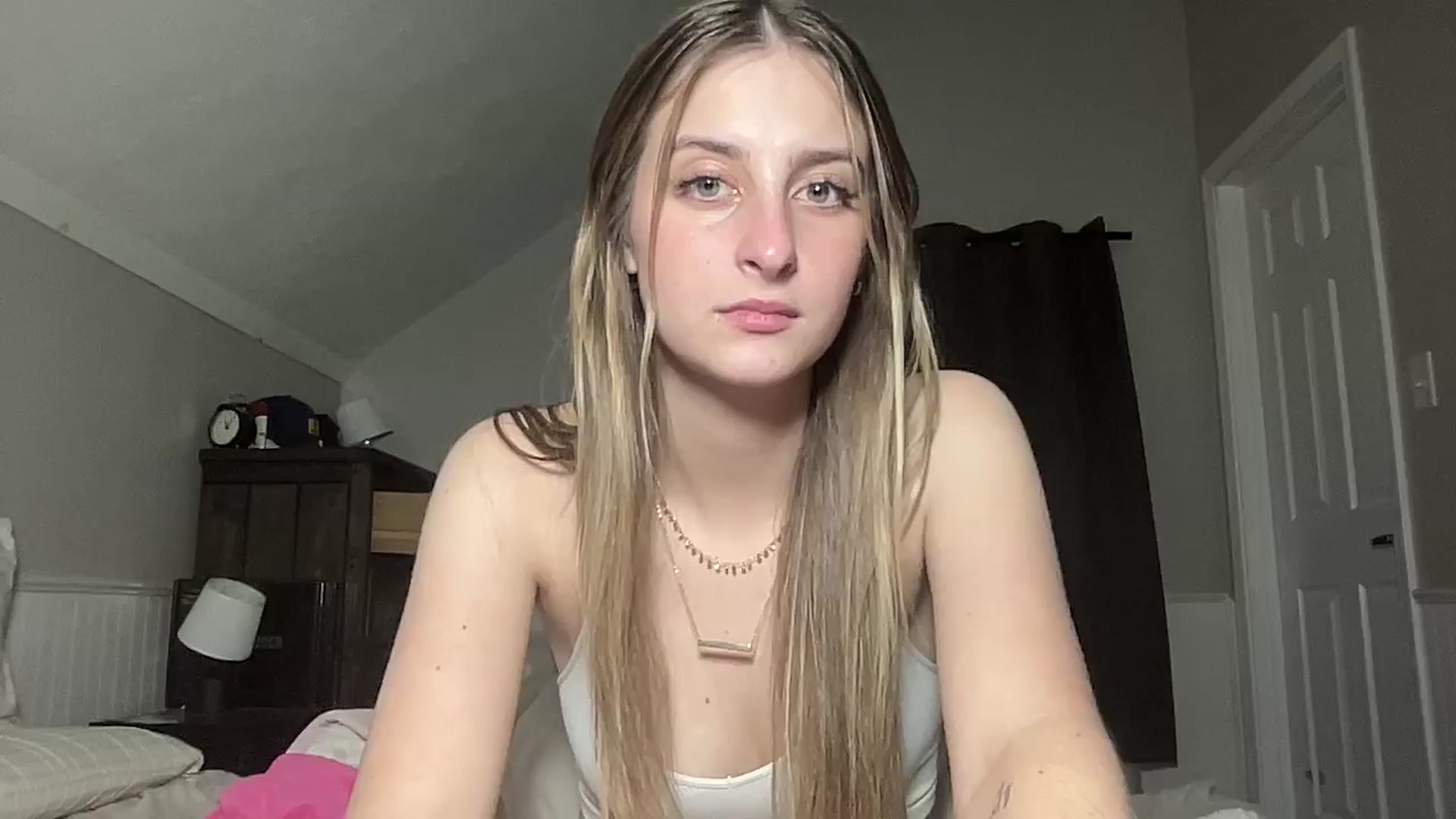Gallery image thumbnail from Torisweetxo's myfreecams stream on, 09/09/2024, 04:30 image 13 of 20