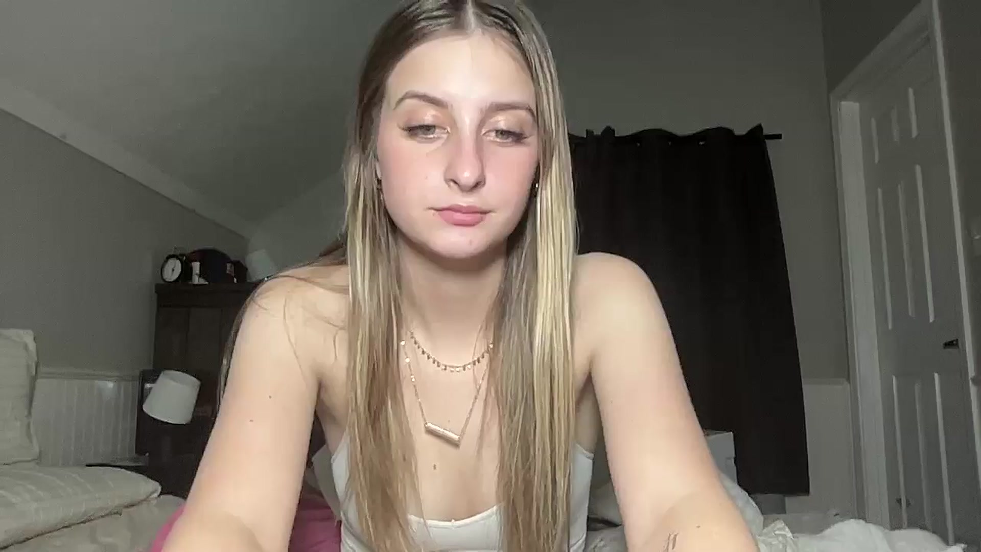 Gallery image thumbnail from Torisweetxo's myfreecams stream on, 09/09/2024, 05:56 image 9 of 20