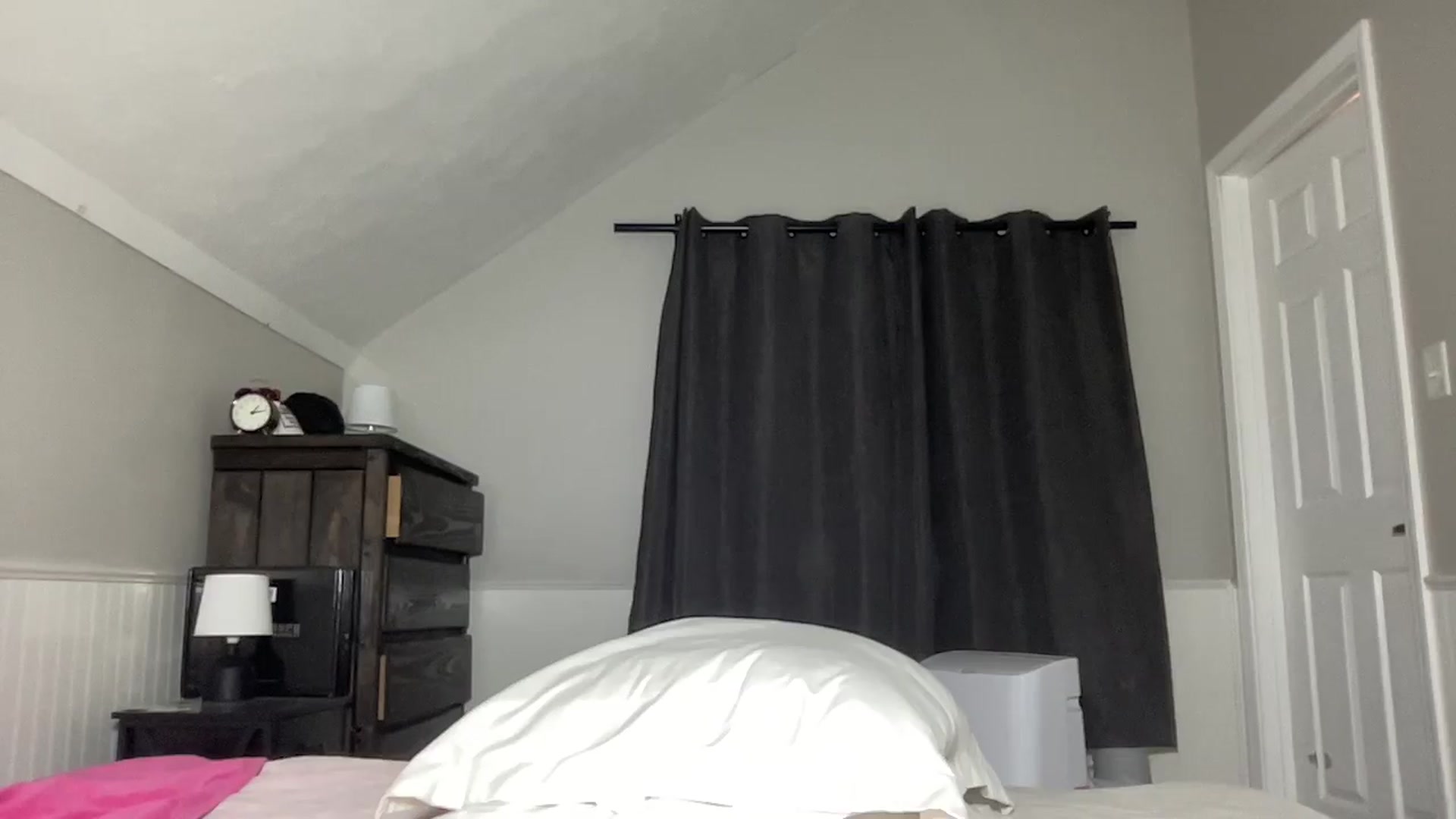 Gallery image thumbnail from Torisweetxo's myfreecams stream on, 09/11/2024, 06:23 image 19 of 20