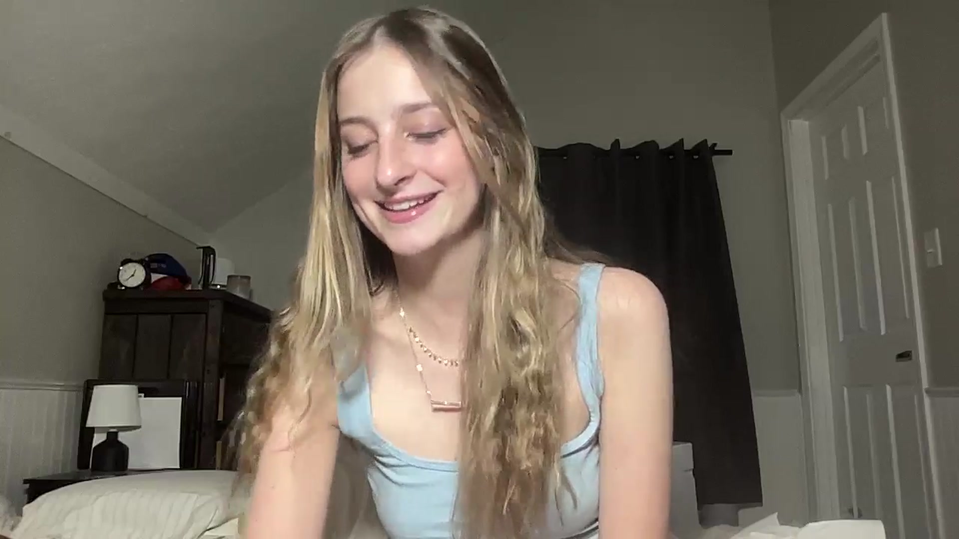 Gallery image thumbnail from Torisweetxo's myfreecams stream on, 10/02/2024, 05:57 image 18 of 20