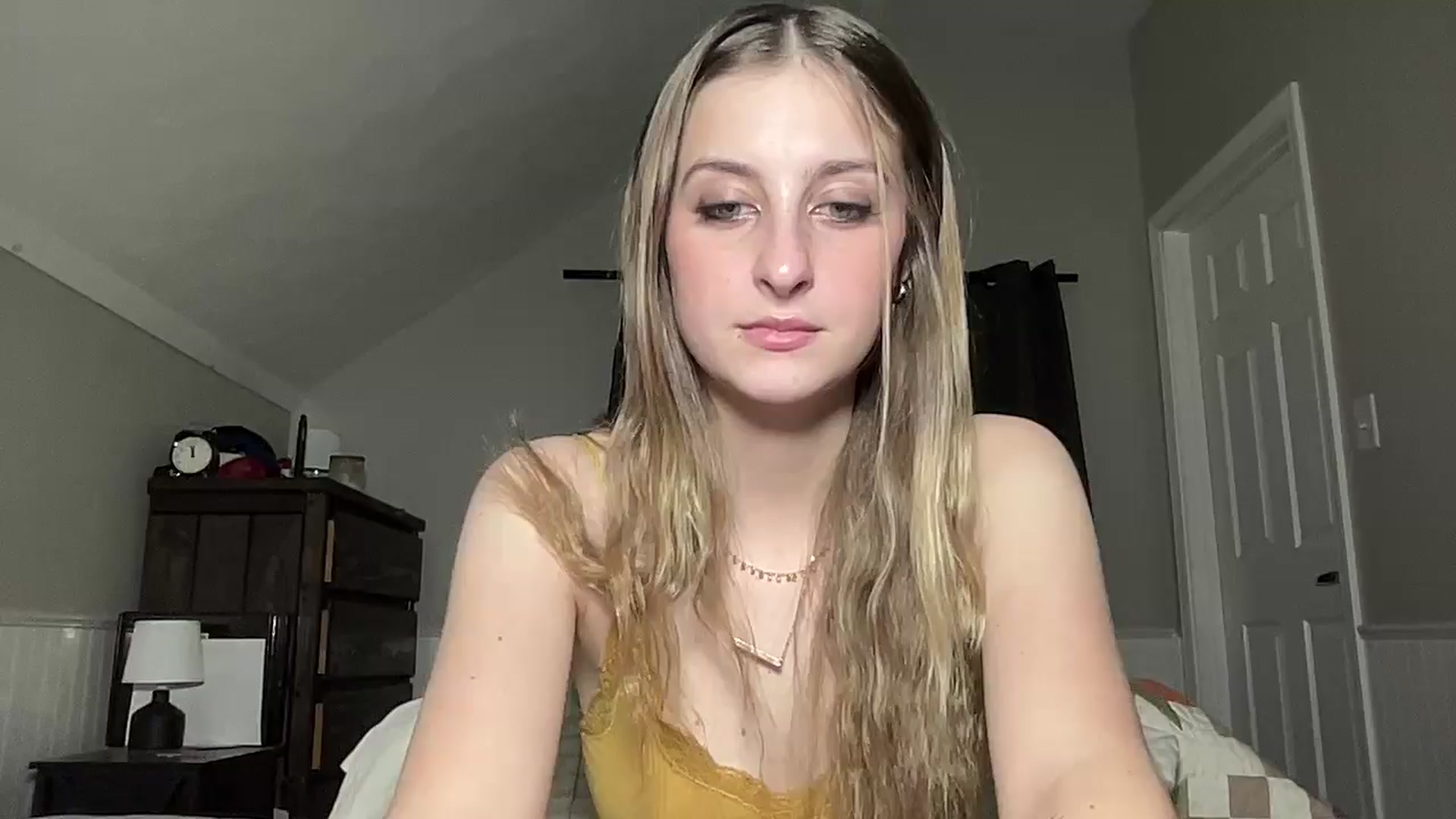 Gallery image thumbnail from Torisweetxo's myfreecams stream on, 10/03/2024, 05:20 image 1 of 20