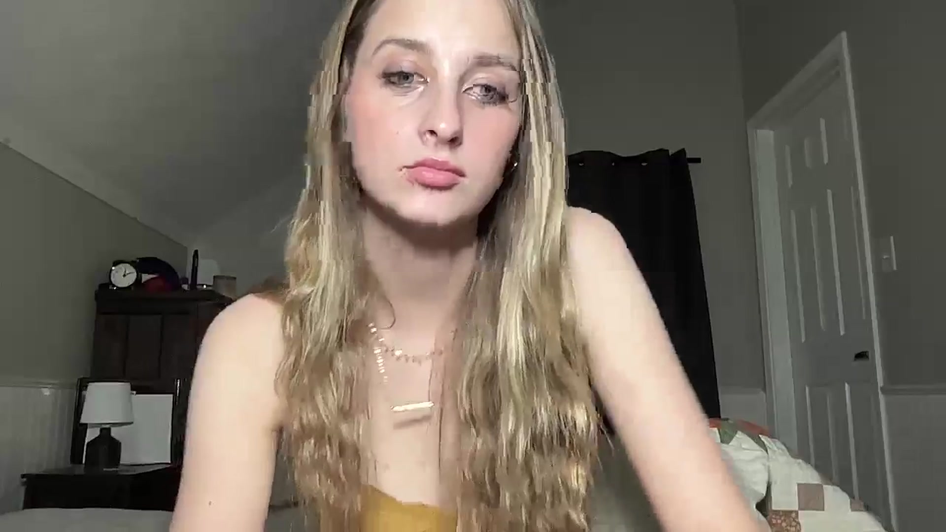 Gallery image thumbnail from Torisweetxo's myfreecams stream on, 10/03/2024, 05:20 image 19 of 20