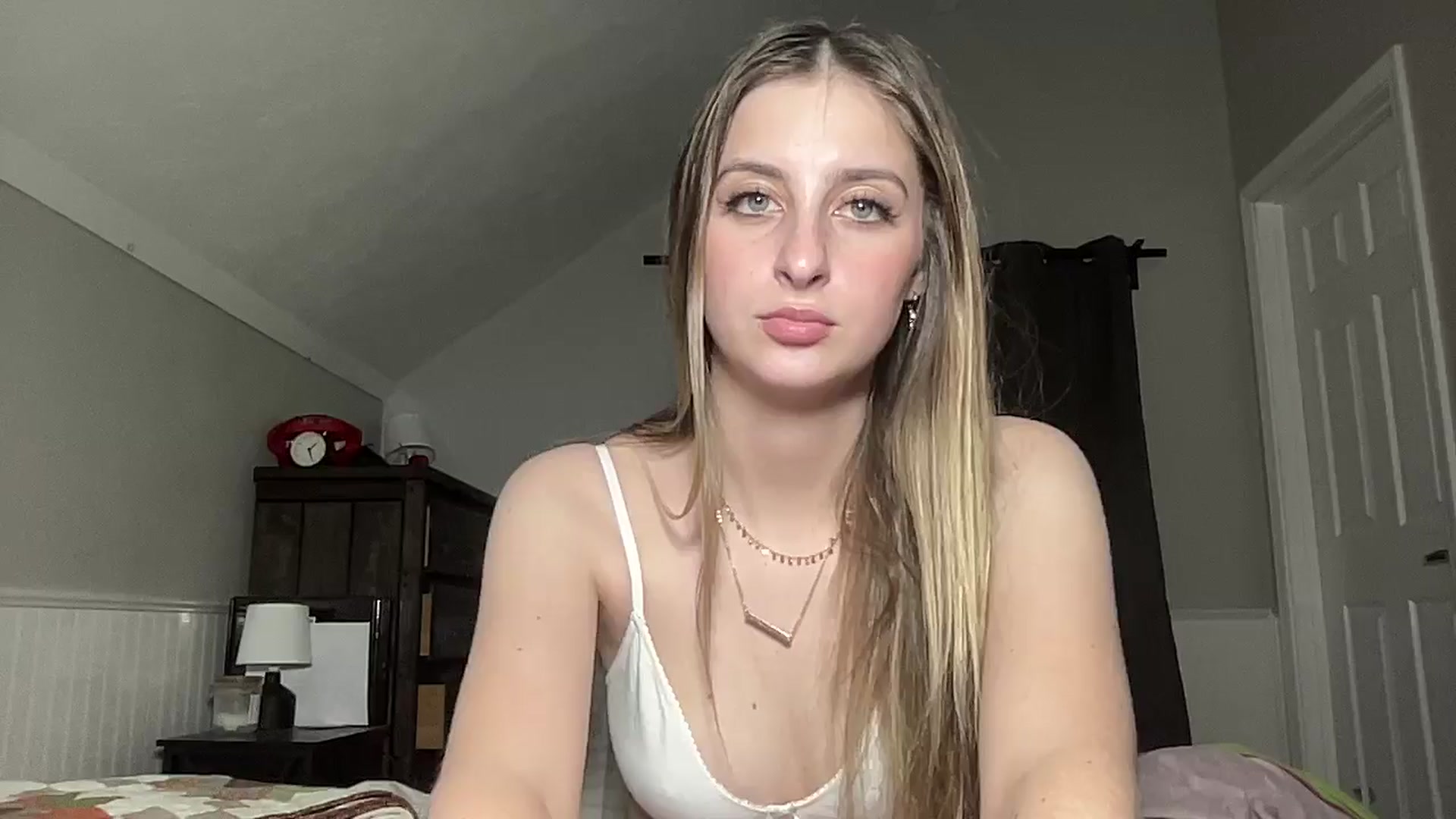 Gallery image thumbnail from Torisweetxo's myfreecams stream on, 10/11/2024, 06:59 image 1 of 20