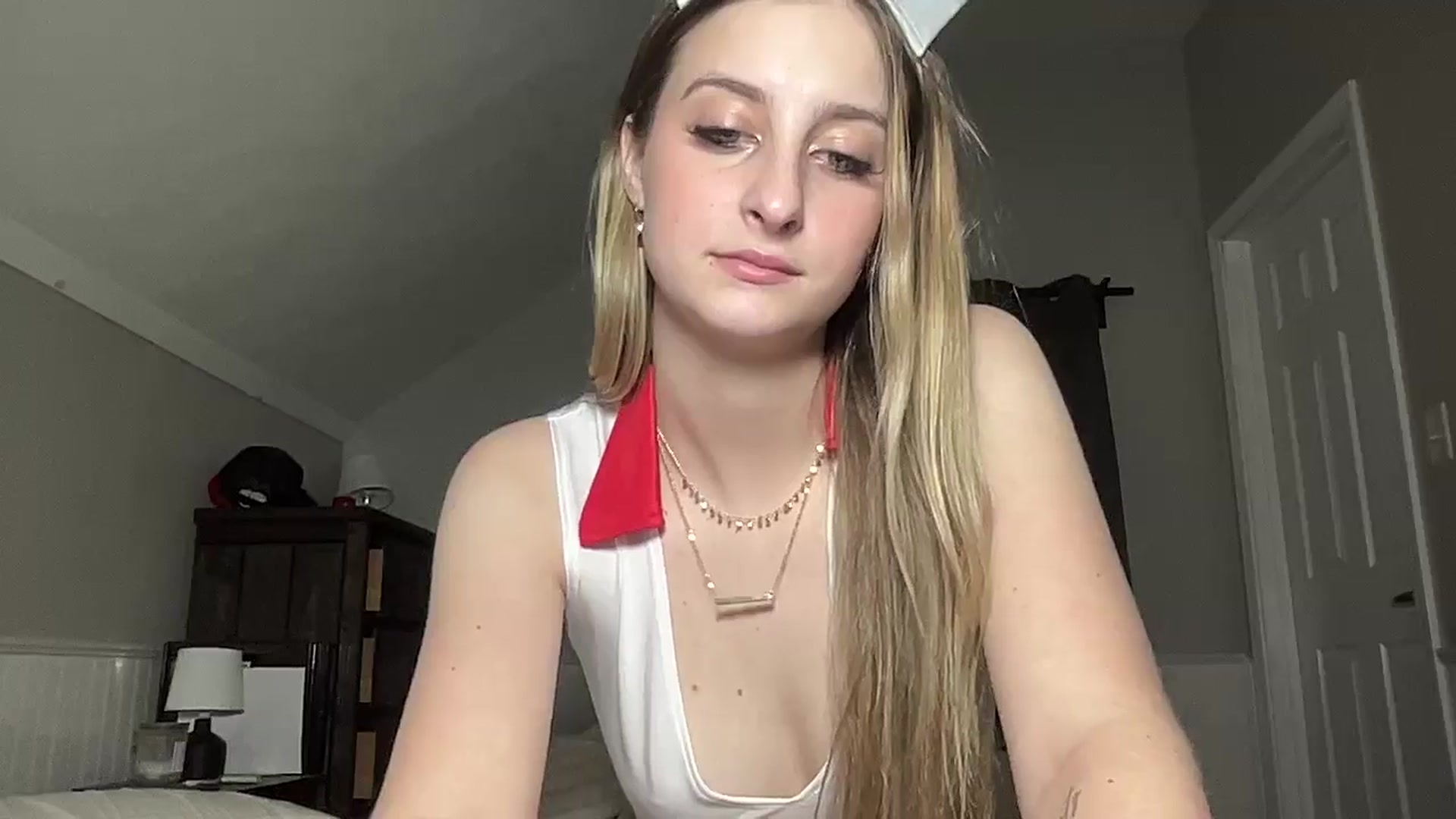 Gallery image thumbnail from Torisweetxo's myfreecams stream on, 10/13/2024, 05:49 image 10 of 20