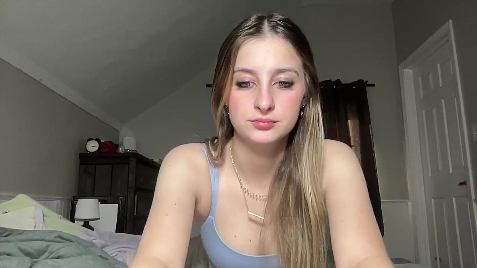 Gallery image thumbnail from Torisweetxo's myfreecams stream on, 10/22/2024, 14:30 image 6 of 20