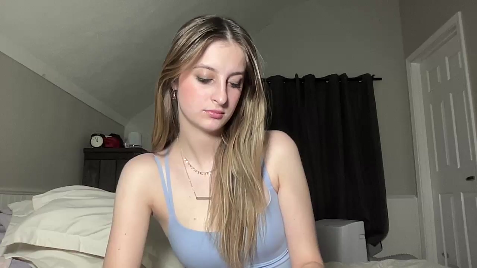 Gallery image thumbnail from Torisweetxo's myfreecams stream on, 10/23/2024, 05:18 image 12 of 20