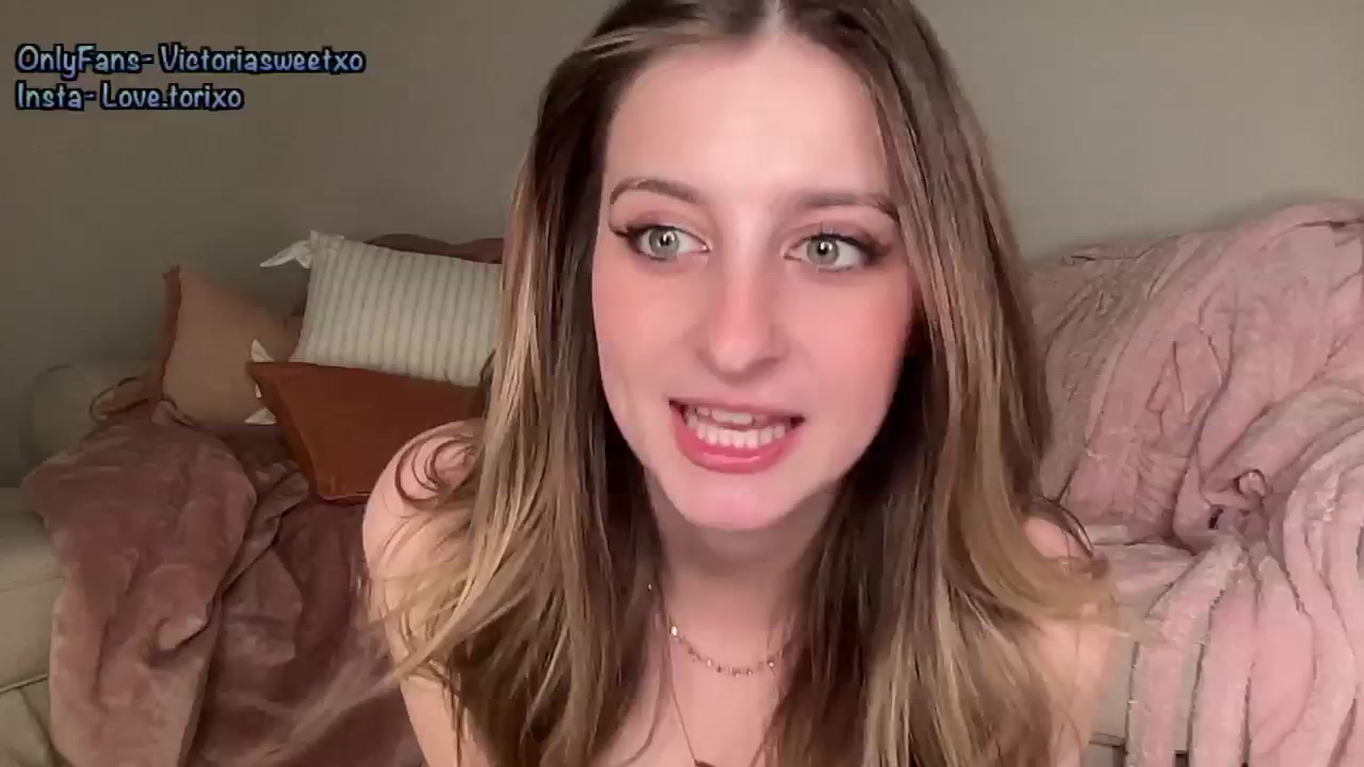 Gallery image thumbnail from Torisweetxo's myfreecams stream on, 01/15/2025, 07:05 image 15 of 20