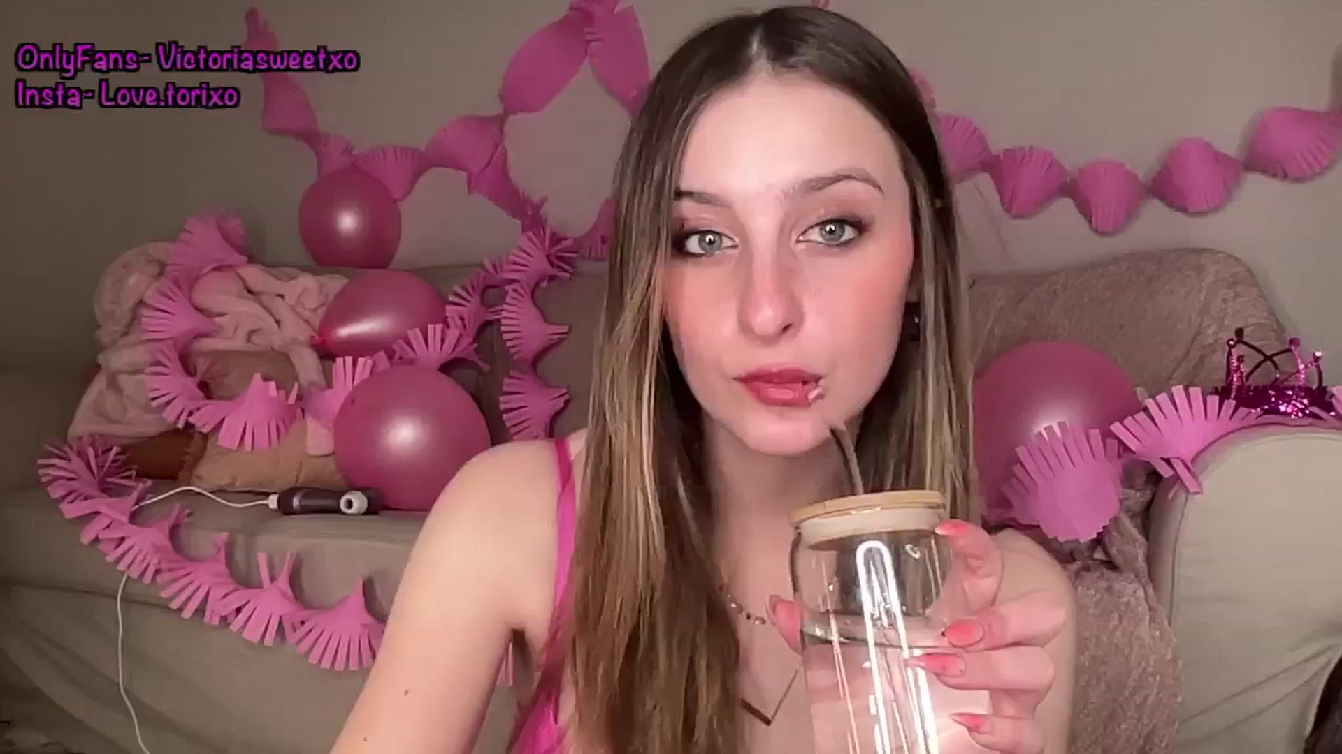 Gallery image thumbnail from Torisweetxo's myfreecams stream on, 01/21/2025, 04:05 image 1 of 20