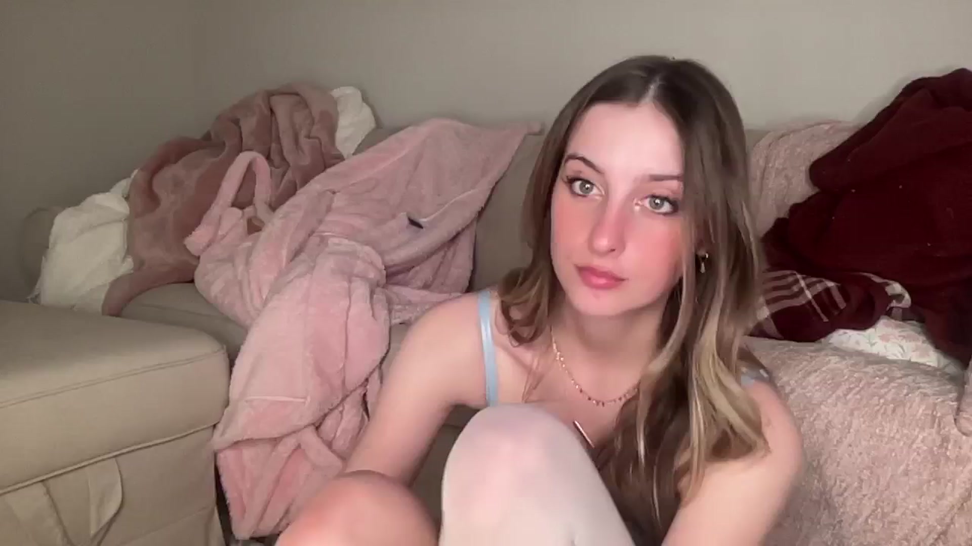 Gallery image thumbnail from Torisweetxo's myfreecams stream on, 02/03/2025, 05:02 image 19 of 20