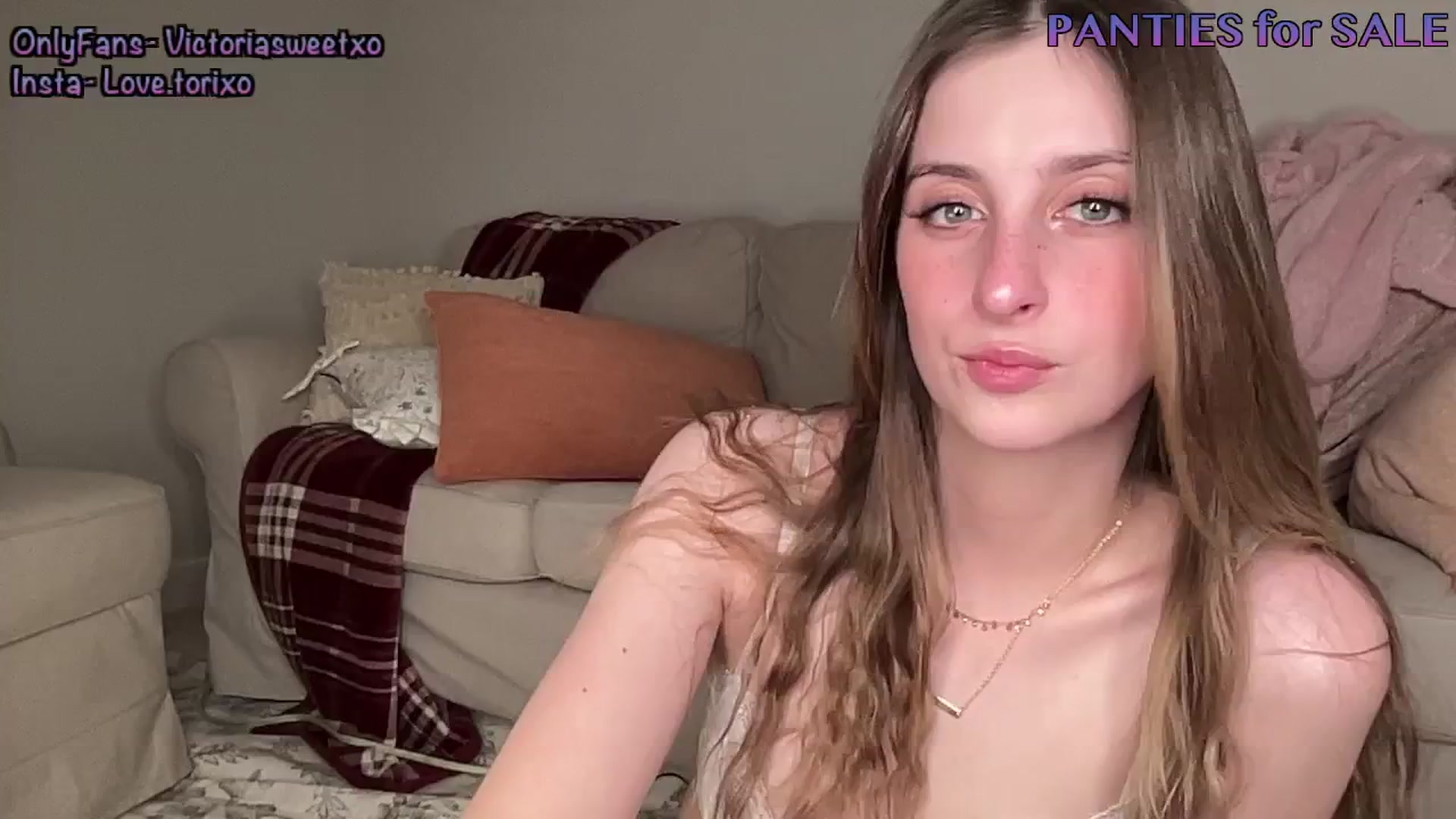 Gallery image thumbnail from Torisweetxo's myfreecams stream on, 03/08/2025, 04:14 image 10 of 20