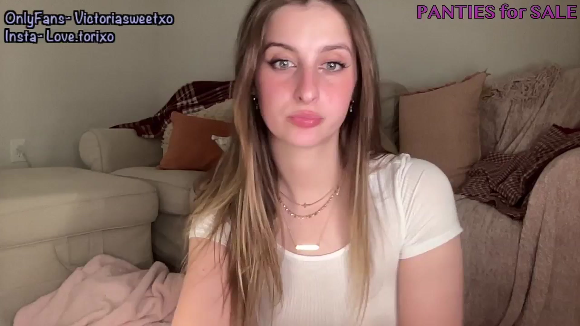 Gallery image thumbnail from Torisweetxo's myfreecams stream on, 04/28/2025, 06:37 image 4 of 20