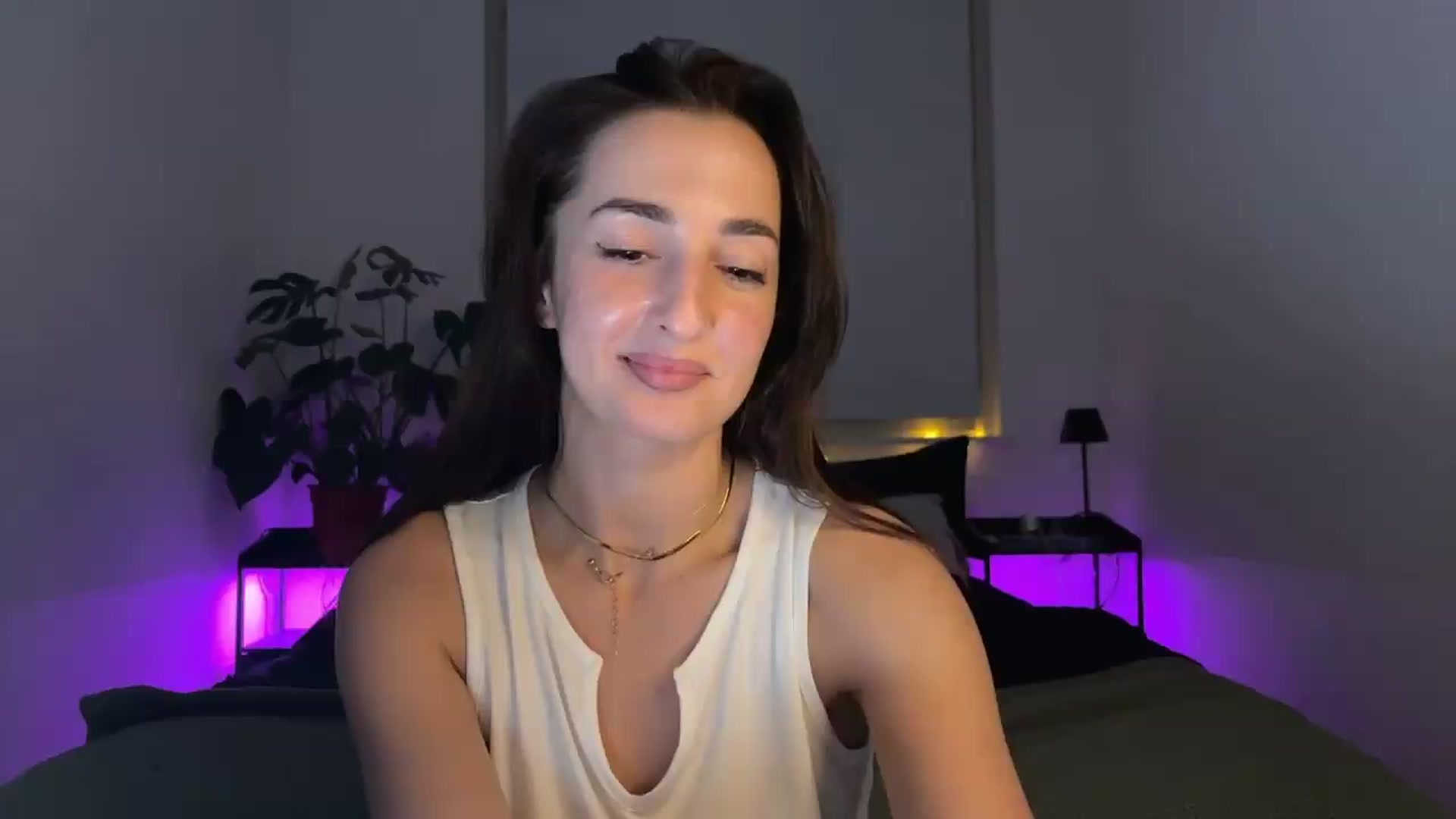 Gallery image thumbnail from ToryBliss's myfreecams stream on, 06/01/2026, 24:17 image 1 of 20