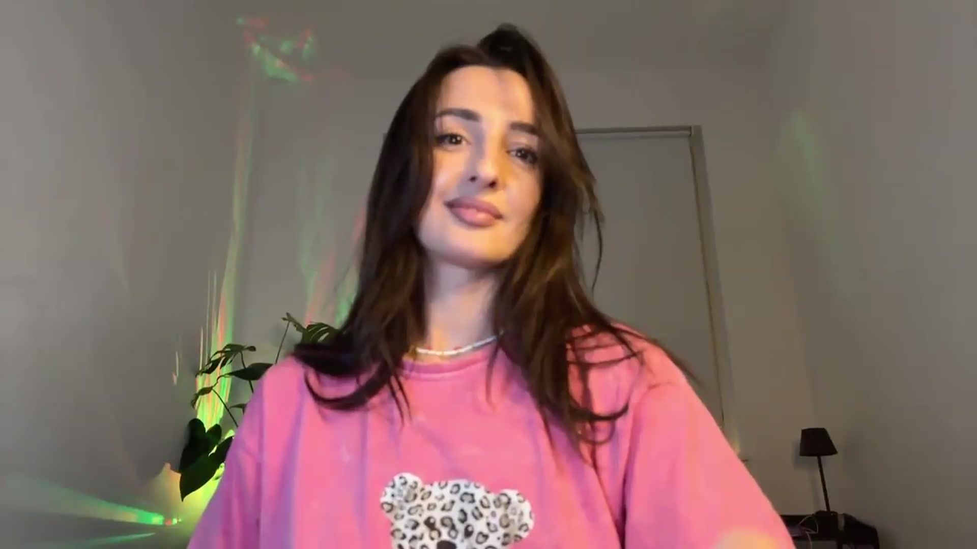 Gallery image thumbnail from ToryBliss's myfreecams stream on, 06/14/2026, 19:51 image 17 of 20