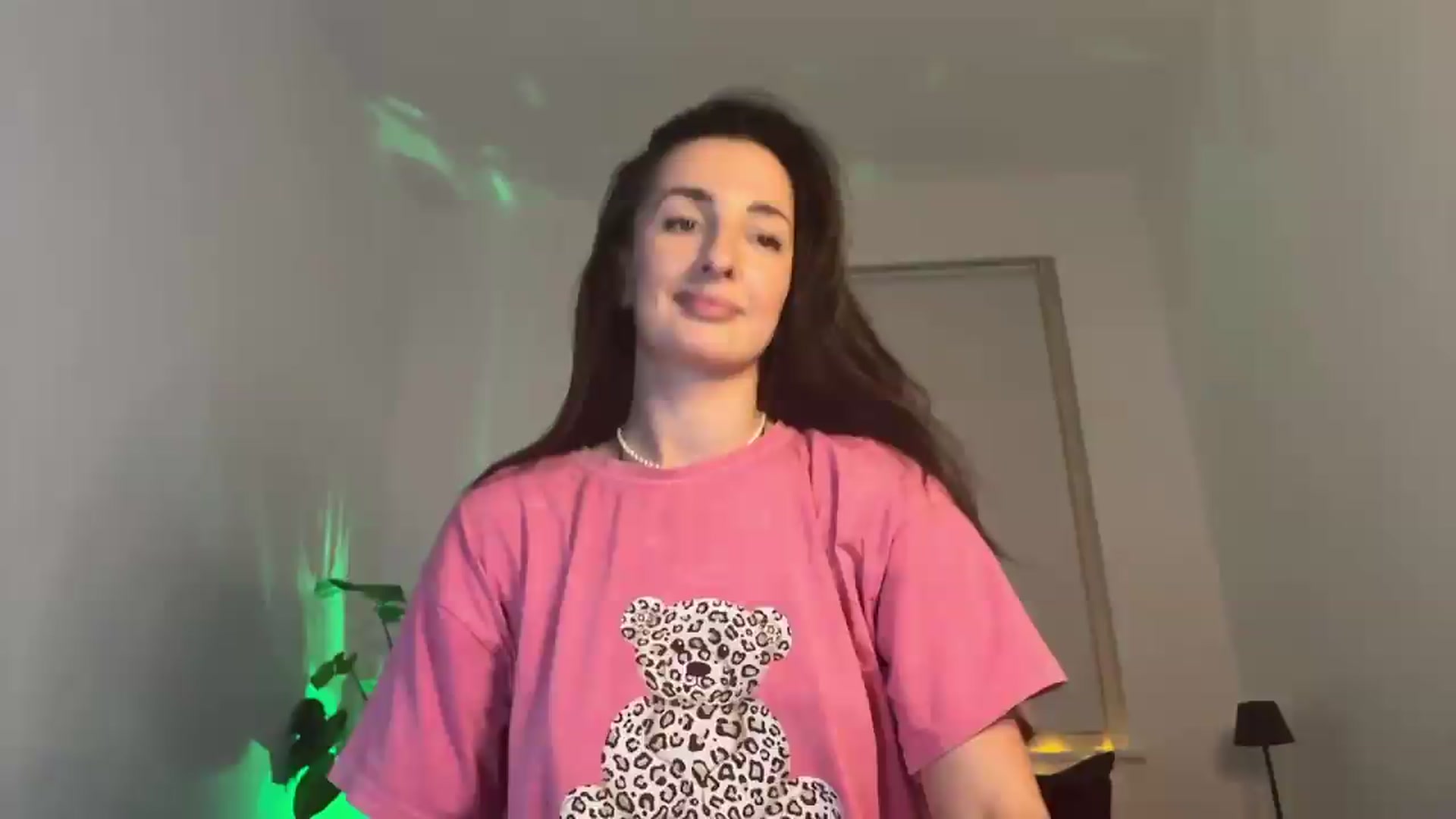 Gallery image thumbnail from ToryBliss's myfreecams stream on, 06/28/2026, 22:43 image 19 of 20