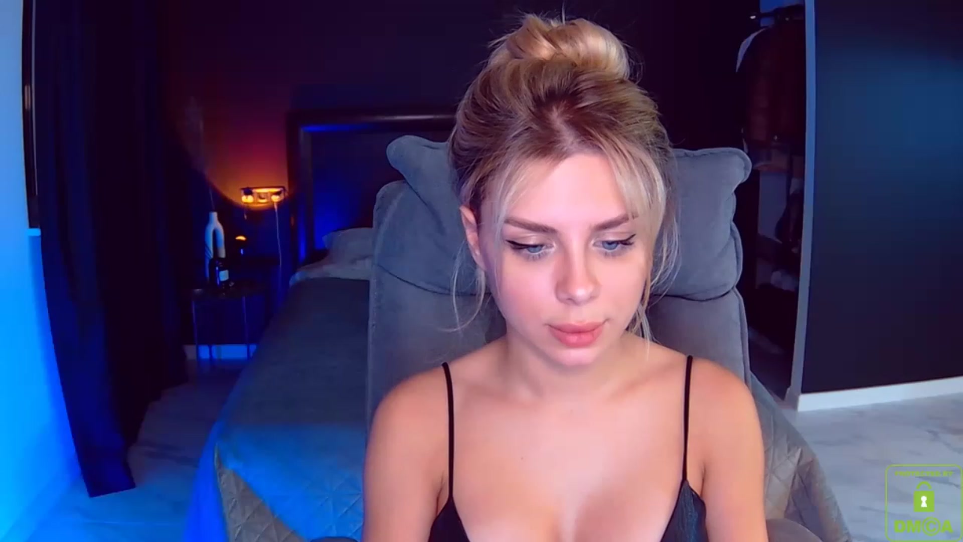 Gallery image thumbnail from TorySins's myfreecams stream on, 03/12/2023, 23:27 image 16 of 20