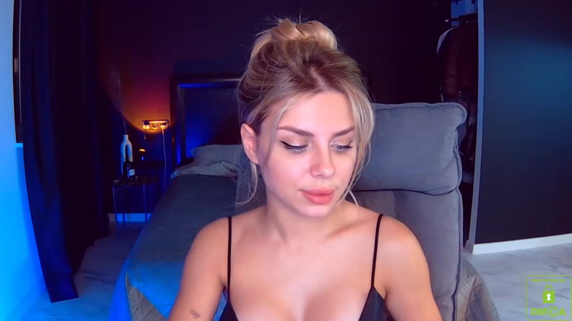 Gallery image thumbnail from TorySins's myfreecams stream on, 03/13/2023, 24:00 image 7 of 20
