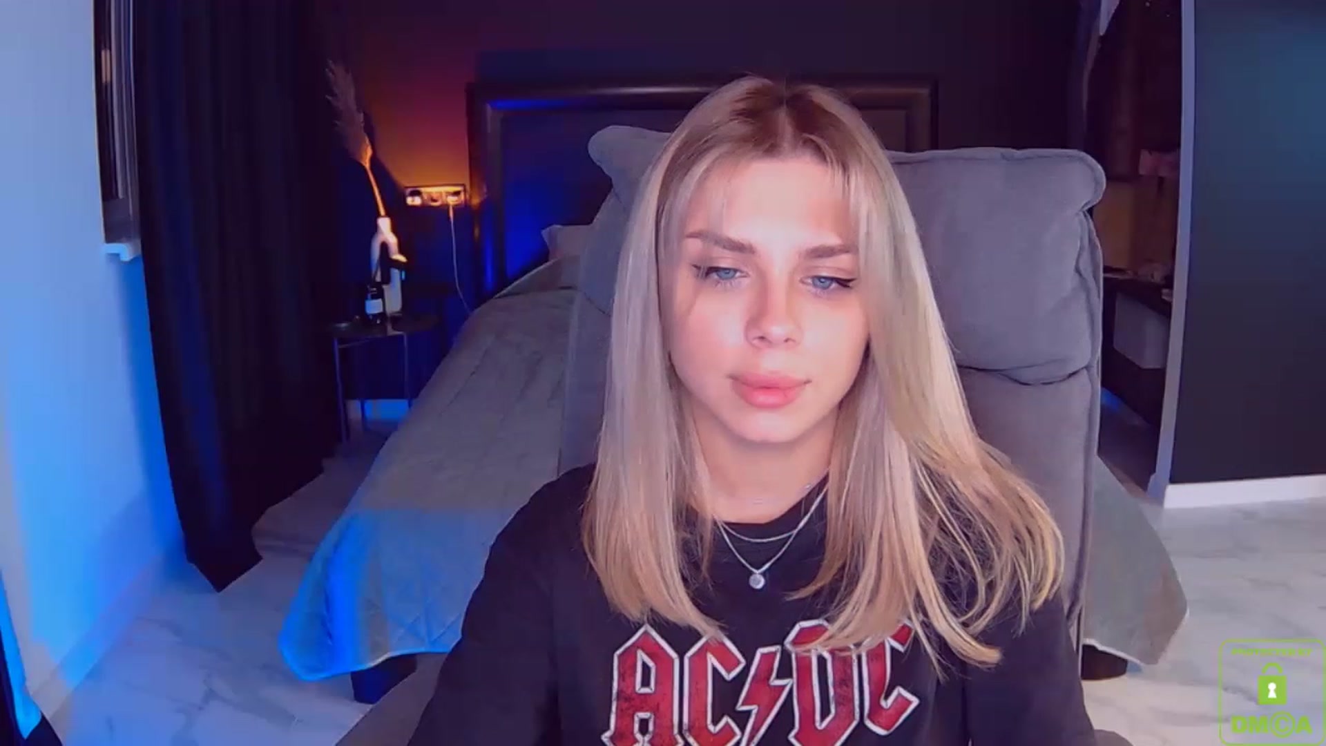 Gallery image thumbnail from TorySins's myfreecams stream on, 03/16/2023, 24:31 image 9 of 20