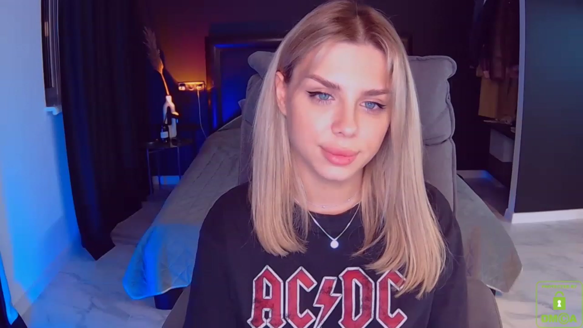 Gallery image thumbnail from TorySins's myfreecams stream on, 03/16/2023, 24:31 image 12 of 20