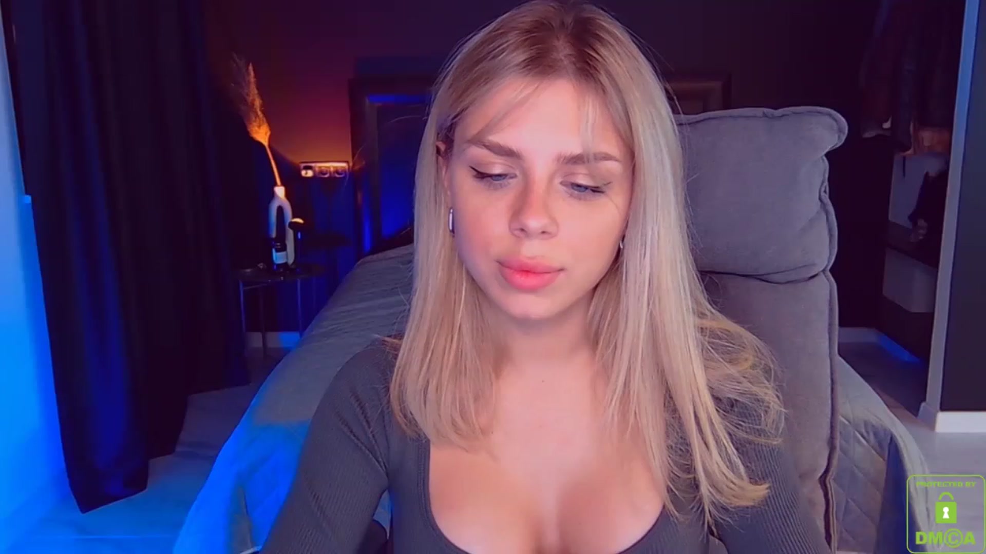 Gallery image thumbnail from TorySins's myfreecams stream on, 03/18/2023, 23:50 image 16 of 20