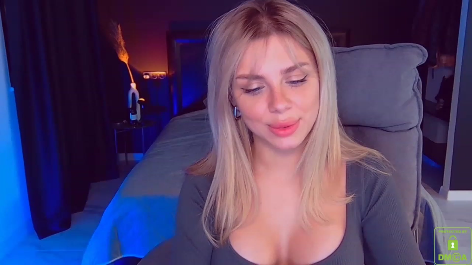 Gallery image thumbnail from TorySins's myfreecams stream on, 03/18/2023, 23:50 image 12 of 20