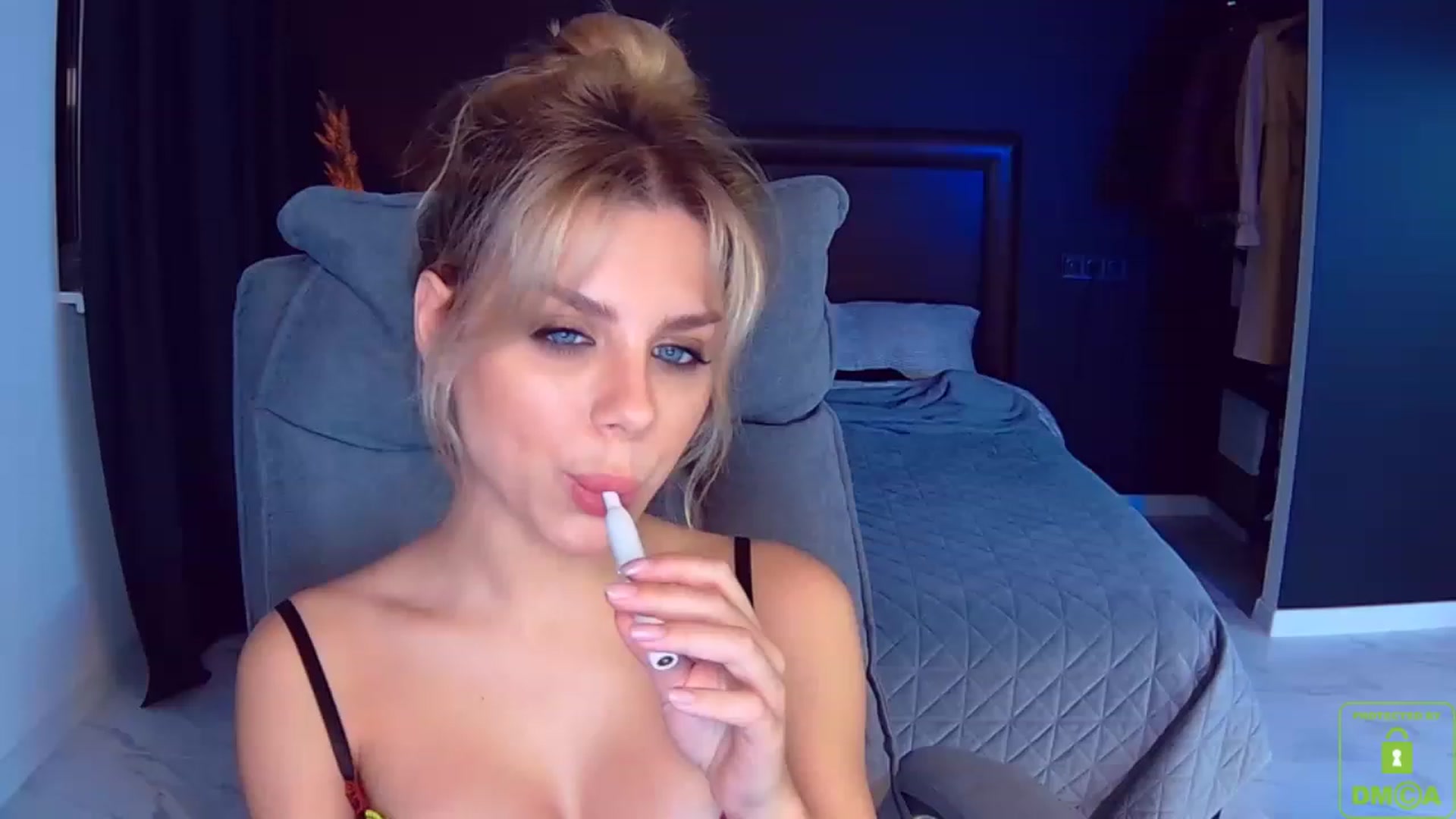 Gallery image thumbnail from TorySins's myfreecams stream on, 03/26/2023, 02:16 image 17 of 20