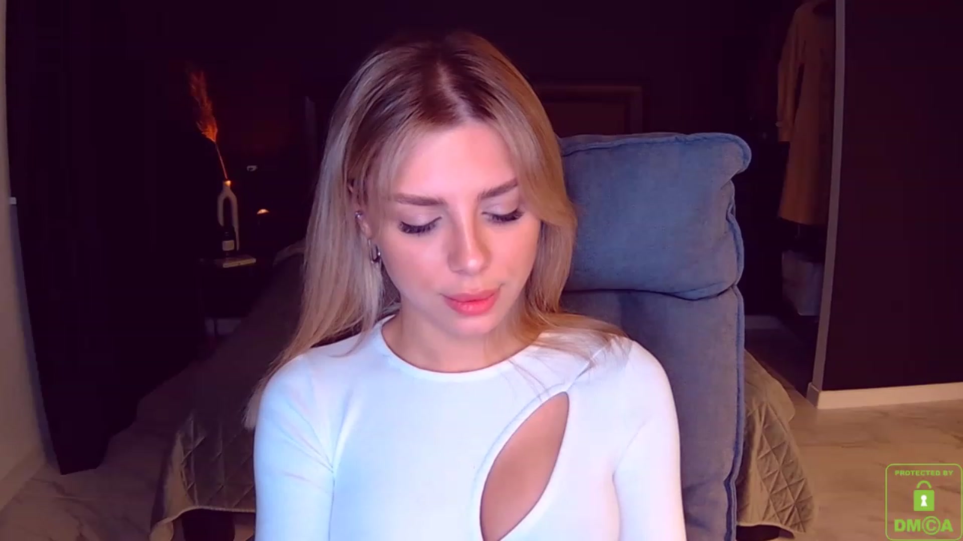 Gallery image thumbnail from TorySins's myfreecams stream on, 03/28/2023, 23:29 image 12 of 20