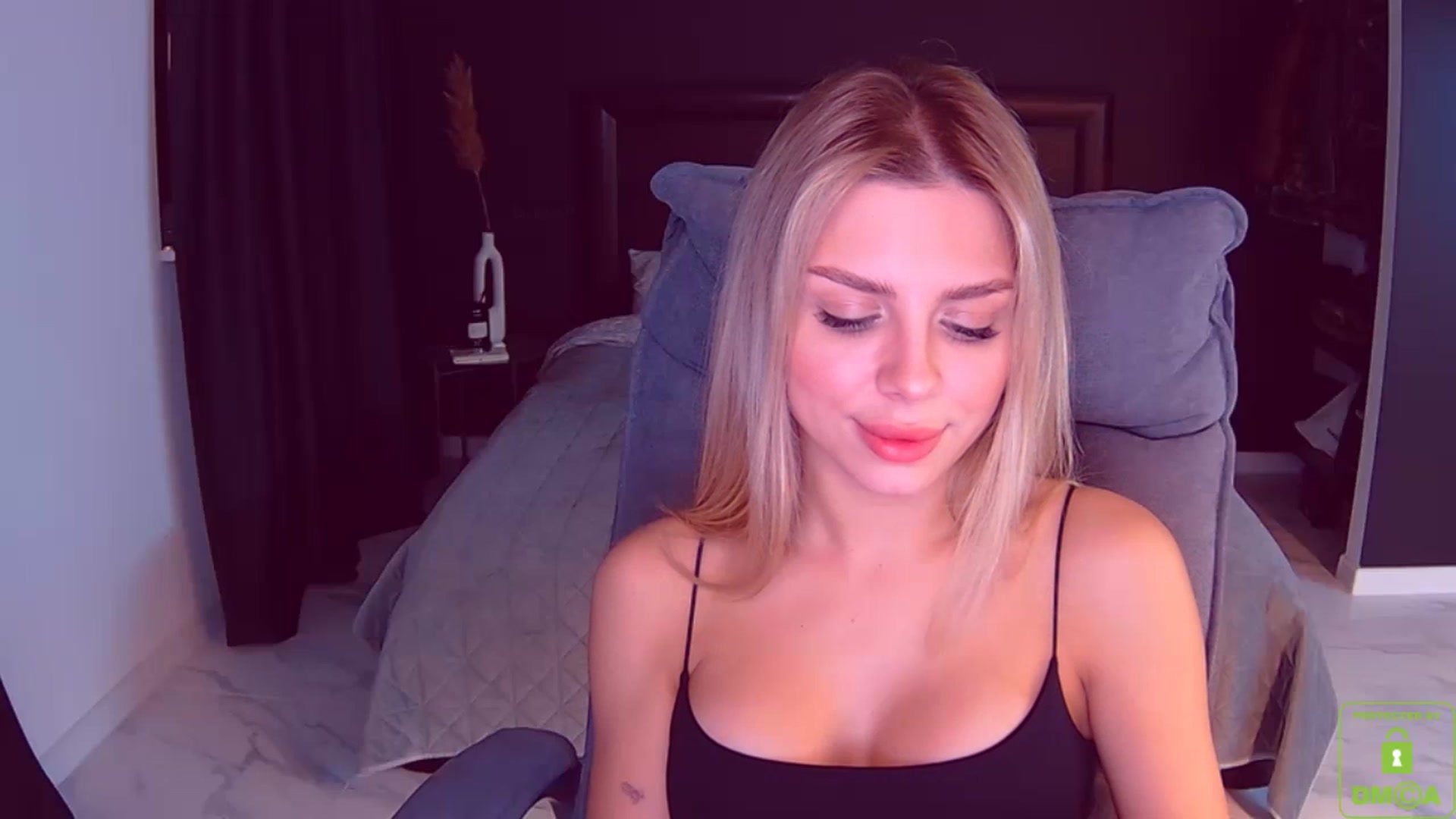 Gallery image thumbnail from TorySins's myfreecams stream on, 04/02/2023, 22:15 image 20 of 20