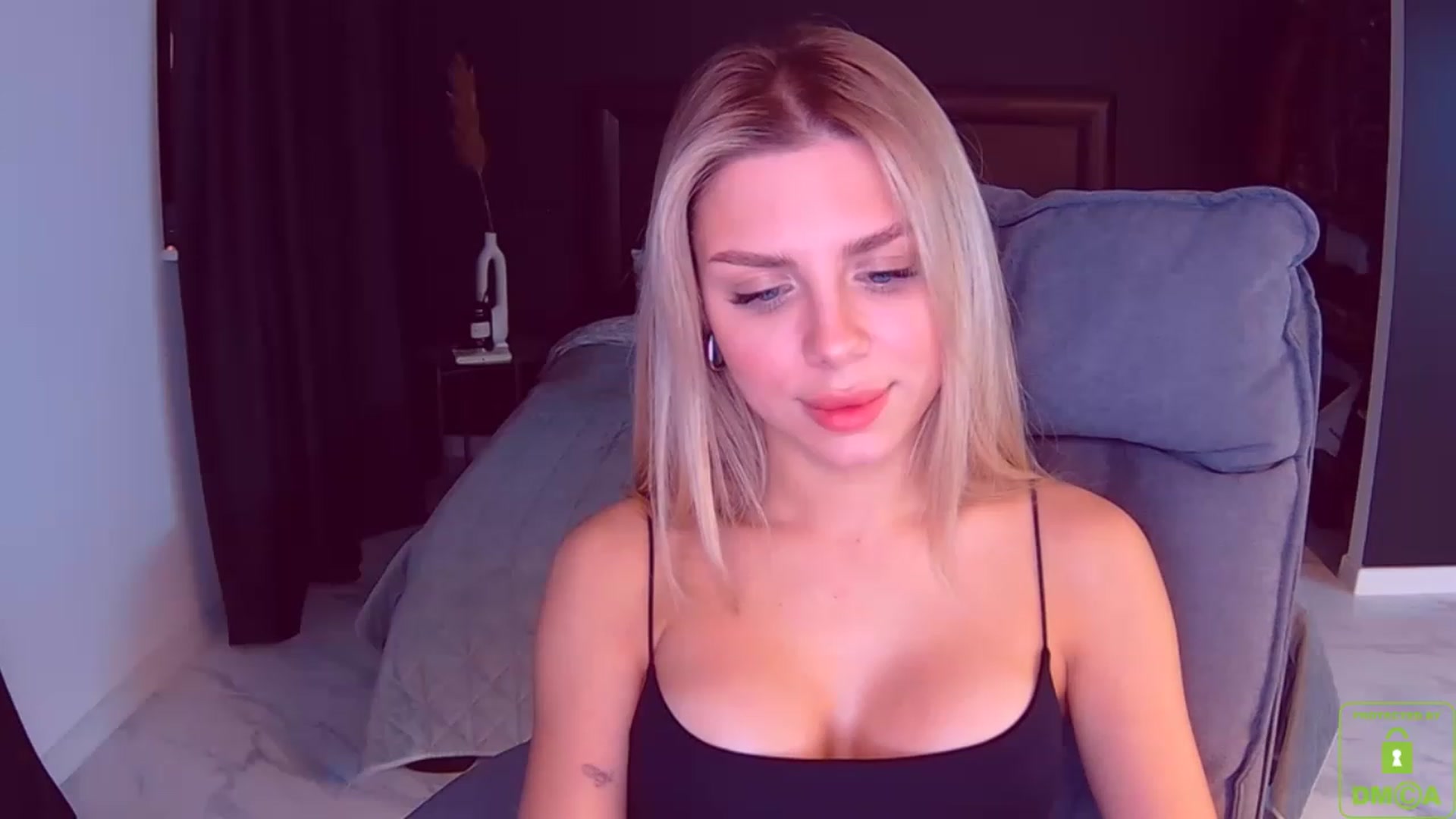 Gallery image thumbnail from TorySins's myfreecams stream on, 04/02/2023, 22:15 image 12 of 20