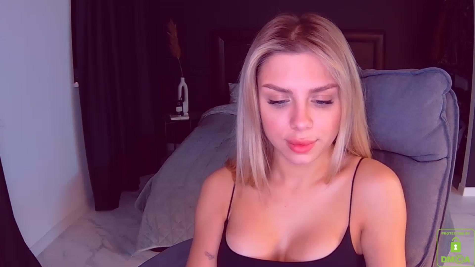 Gallery image thumbnail from TorySins's myfreecams stream on, 04/02/2023, 23:40 image 12 of 20
