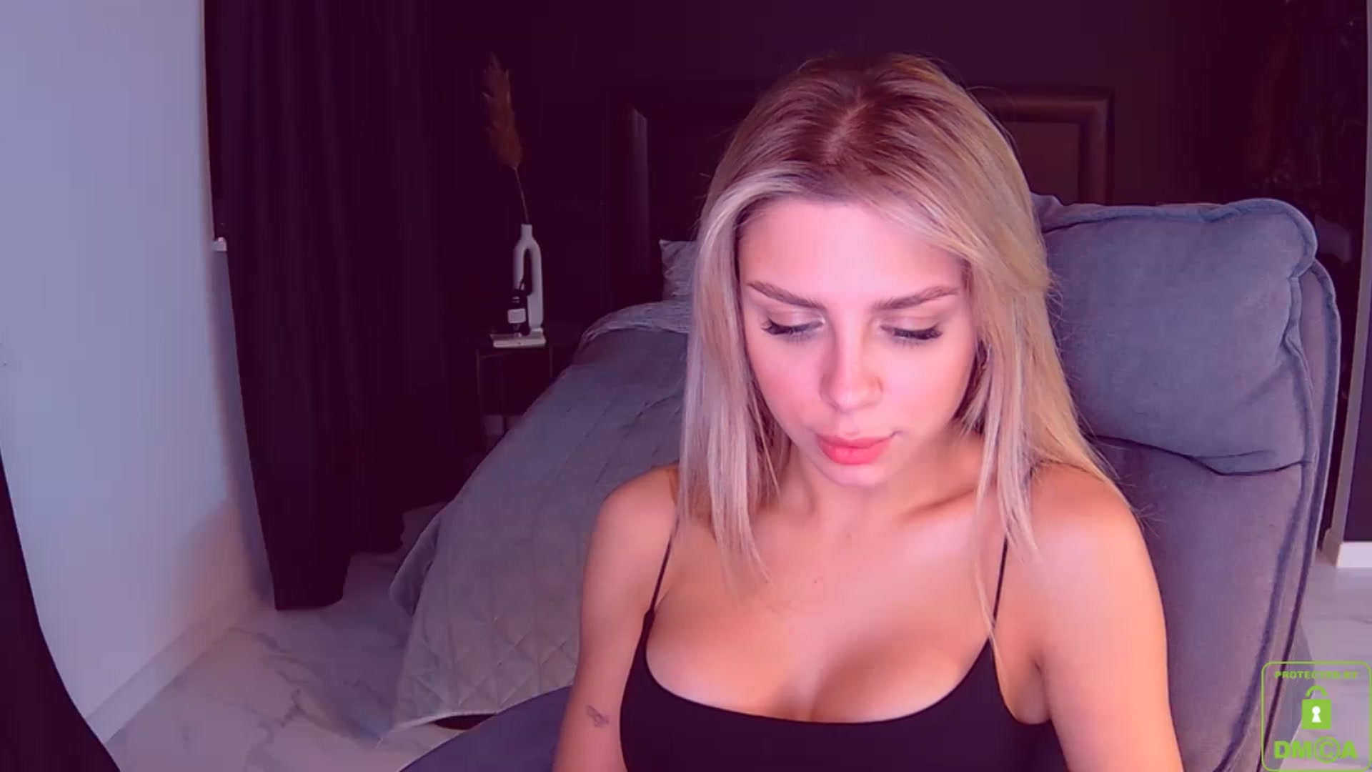 Gallery image thumbnail from TorySins's myfreecams stream on, 04/02/2023, 23:40 image 17 of 20