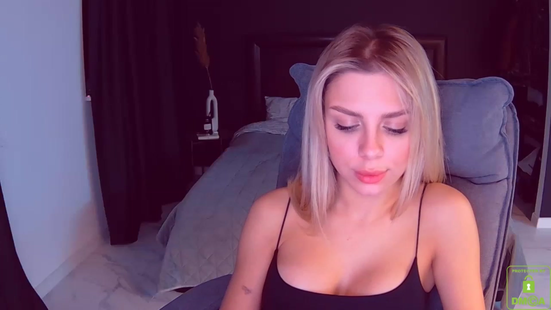 Gallery image thumbnail from TorySins's myfreecams stream on, 04/02/2023, 23:40 image 8 of 20