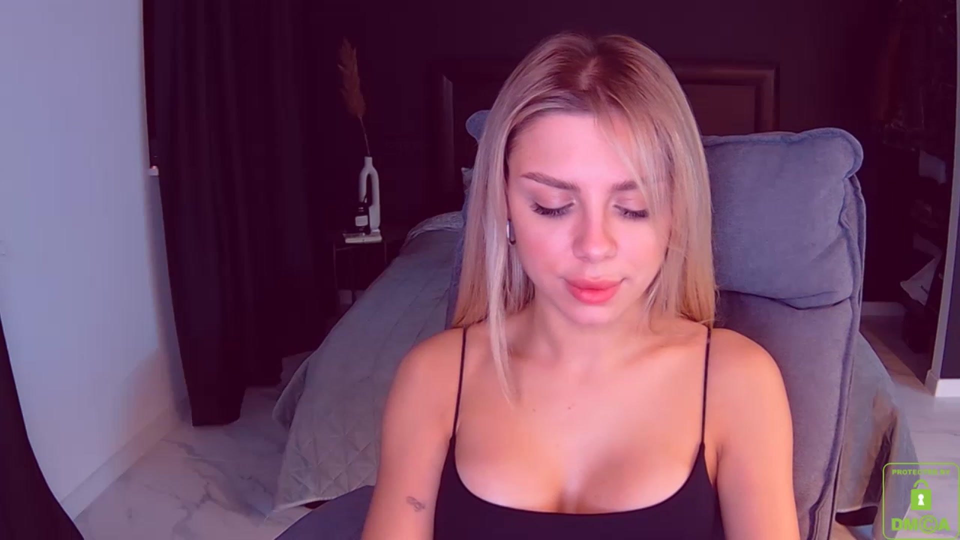 Gallery image thumbnail from TorySins's myfreecams stream on, 04/02/2023, 23:40 image 3 of 20